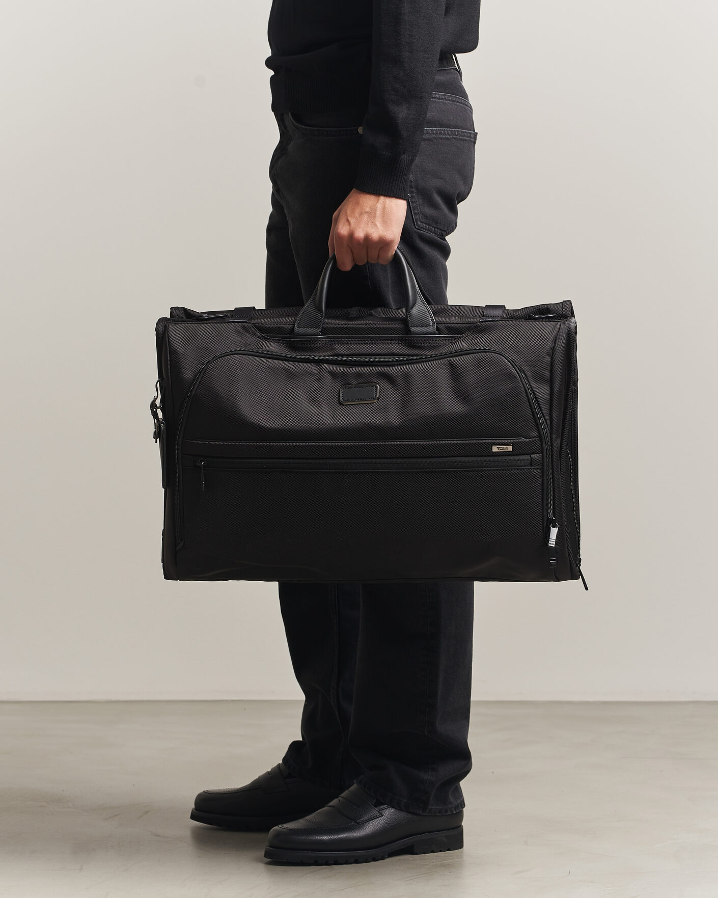 Herre | Tasker | TUMI | Alpha Garment Tri-Fold Carry On Black