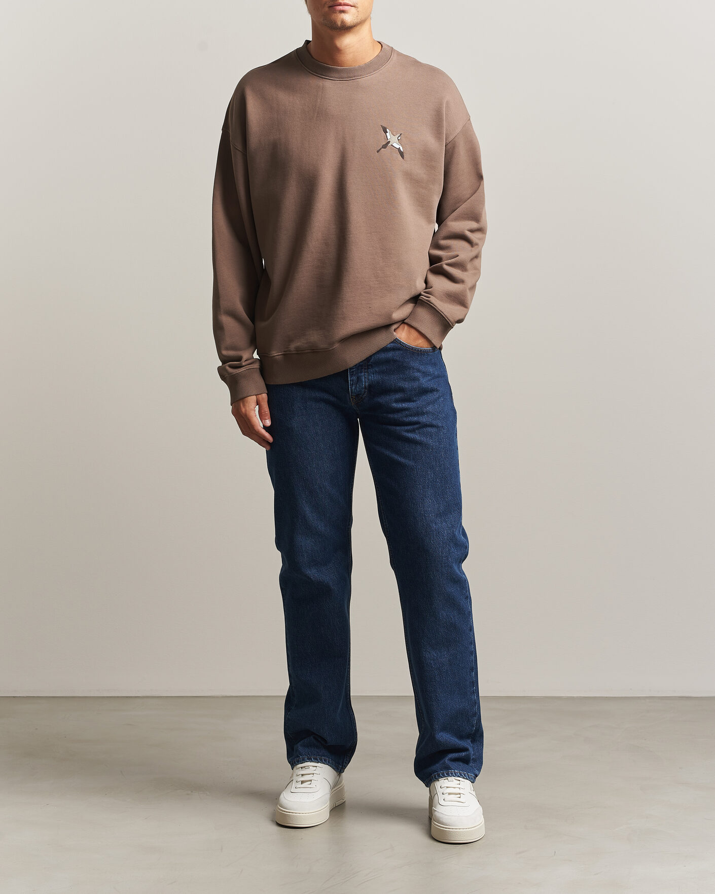 Herre | Trøjer | Axel Arigato | Micro Bee Bird Sweatshirt Coffee Brown