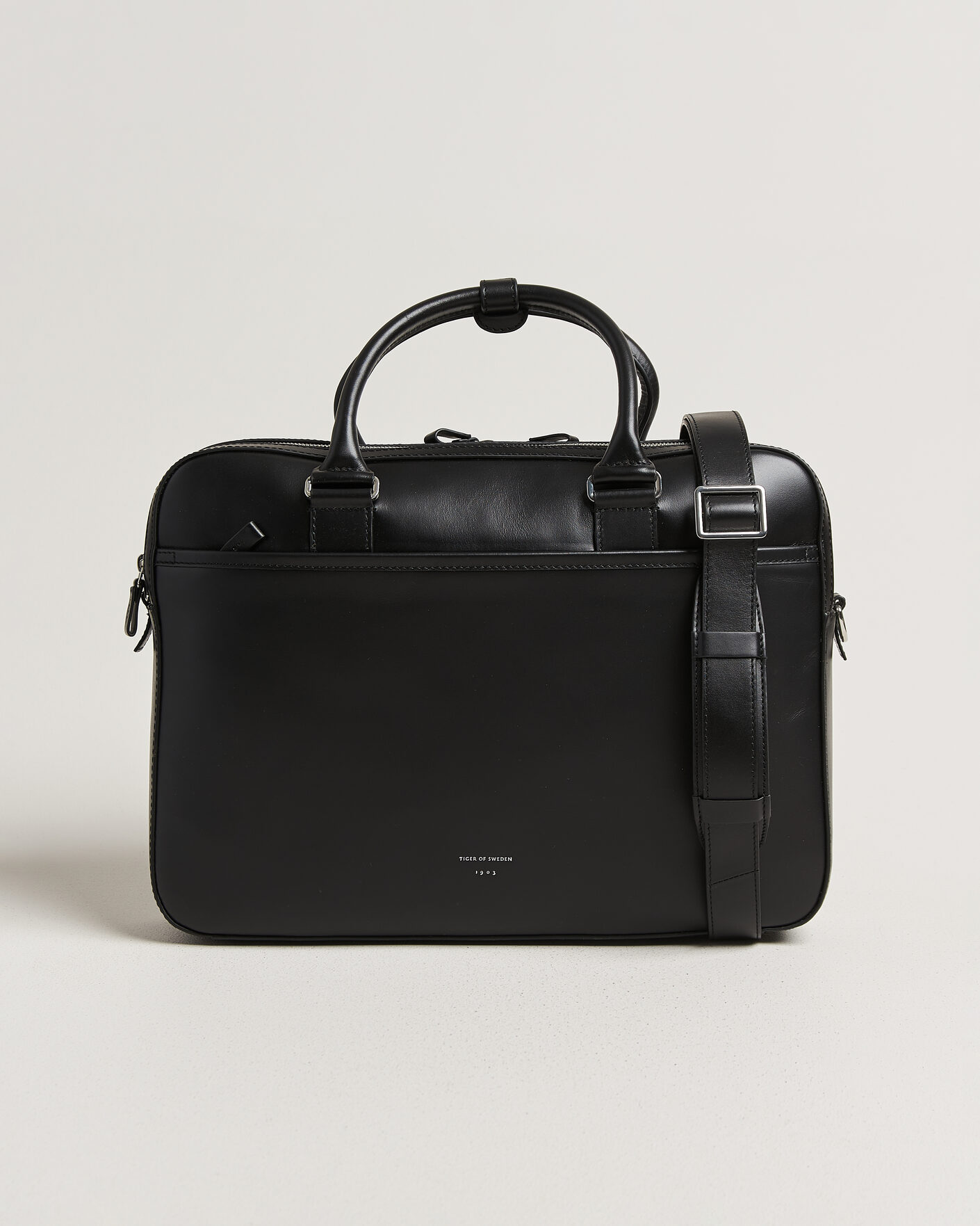 Herre | Tasker | Tiger of Sweden | Burin Smooth Leather Briefcase Black