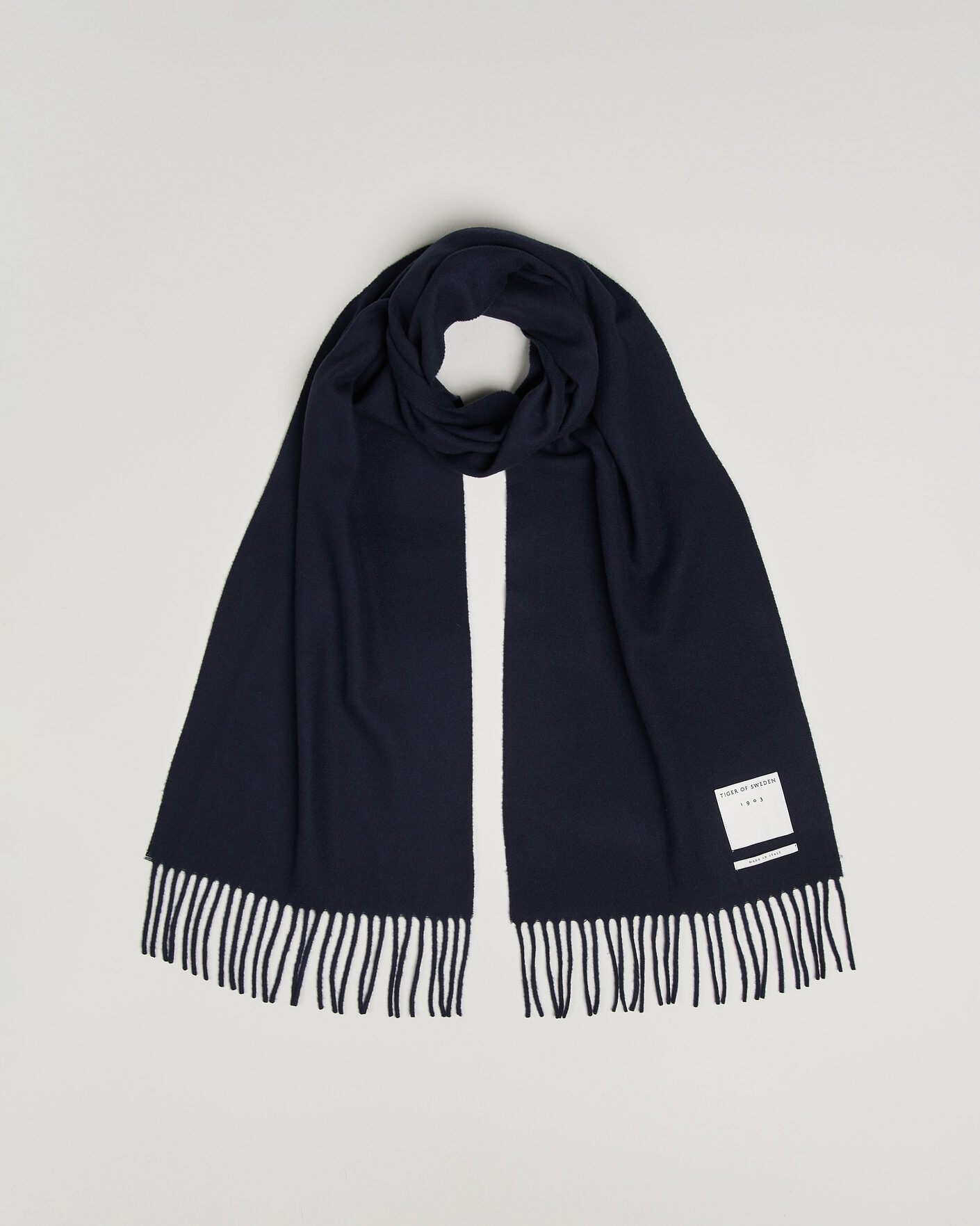 Herre | Halstørklæder | Tiger of Sweden | Sylan Wool Scarf Light Ink