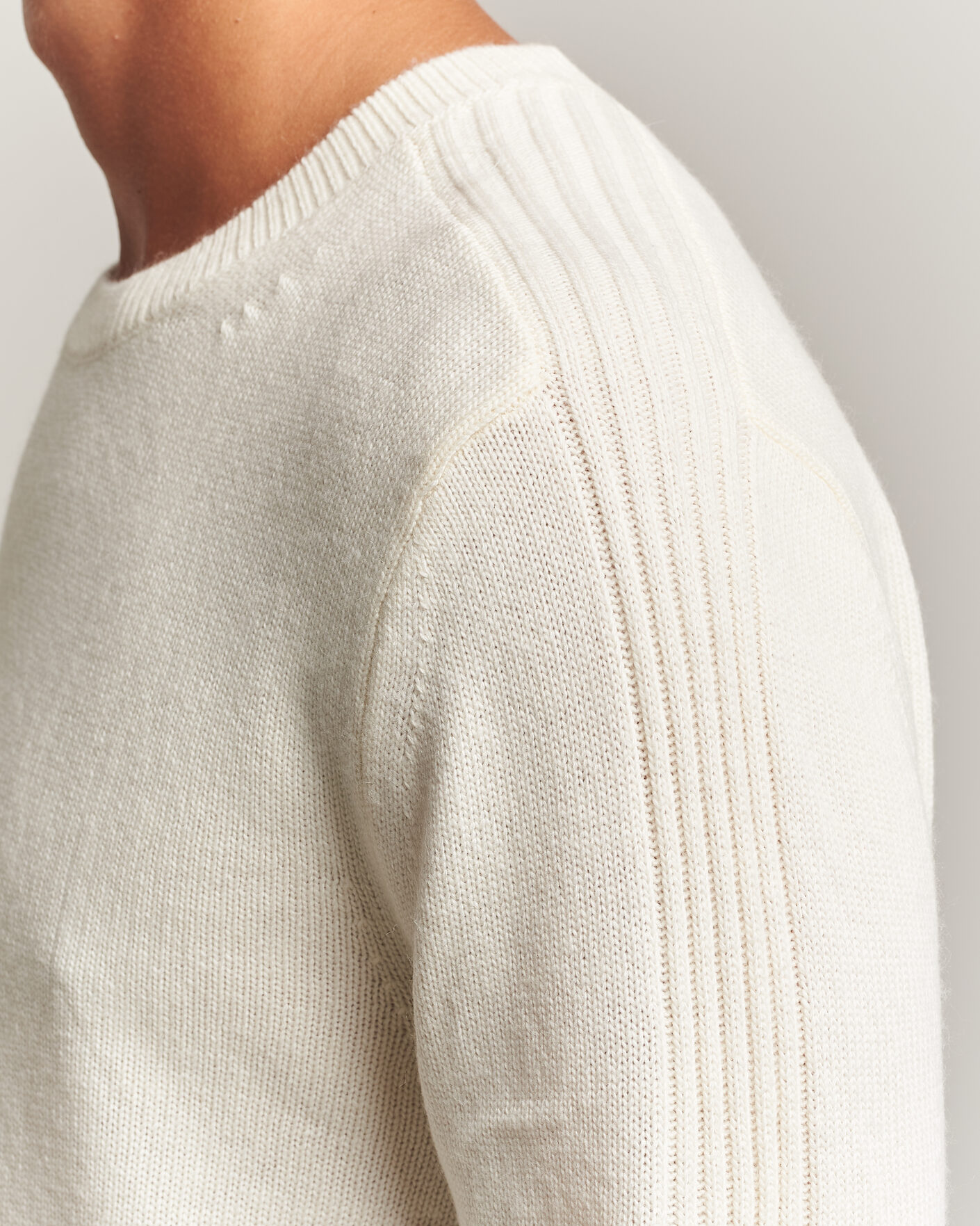Herre | Trøjer | Tiger of Sweden | Wilfred Wool/Cashmere Sweater Porcelain Cream