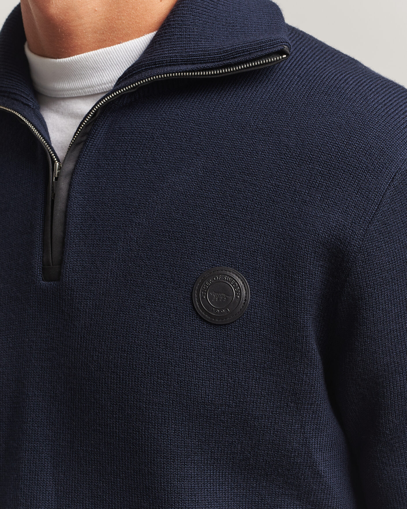 Herre | Trøjer | Tiger of Sweden | Hamish Wool Heavy Knitted Half Zip Night Grape