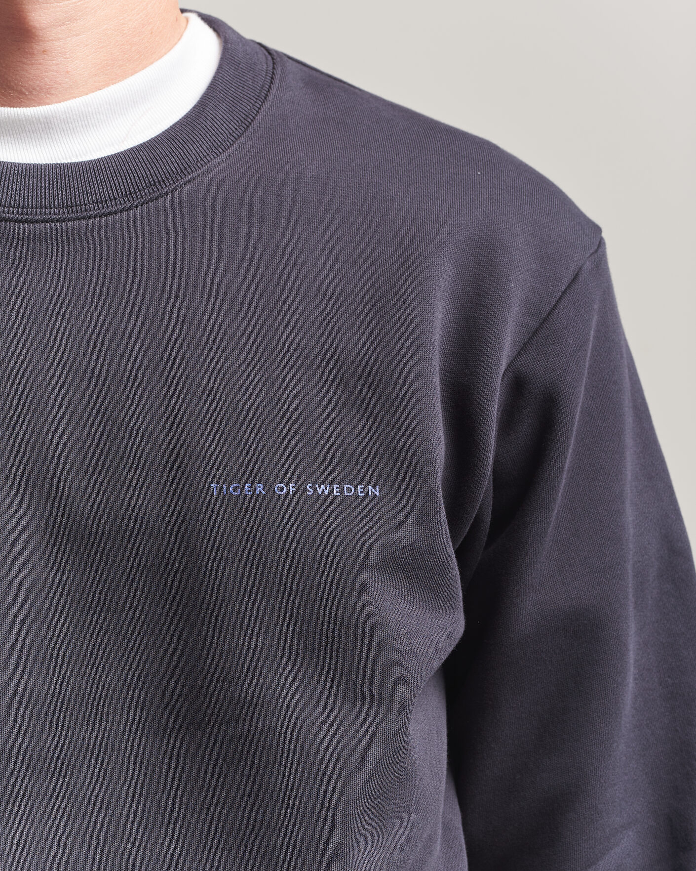 Herre | Trøjer | Tiger of Sweden | Emerson Crew Neck Sweatshirt Light Ink