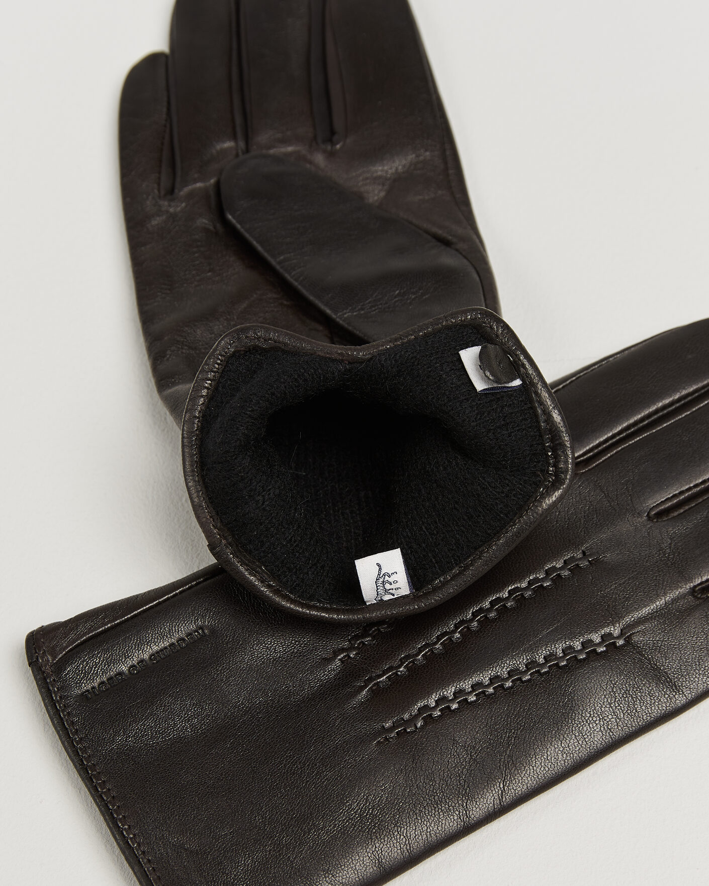 Herre | Handsker | Tiger of Sweden | Garvin Leather Gloves Espresso