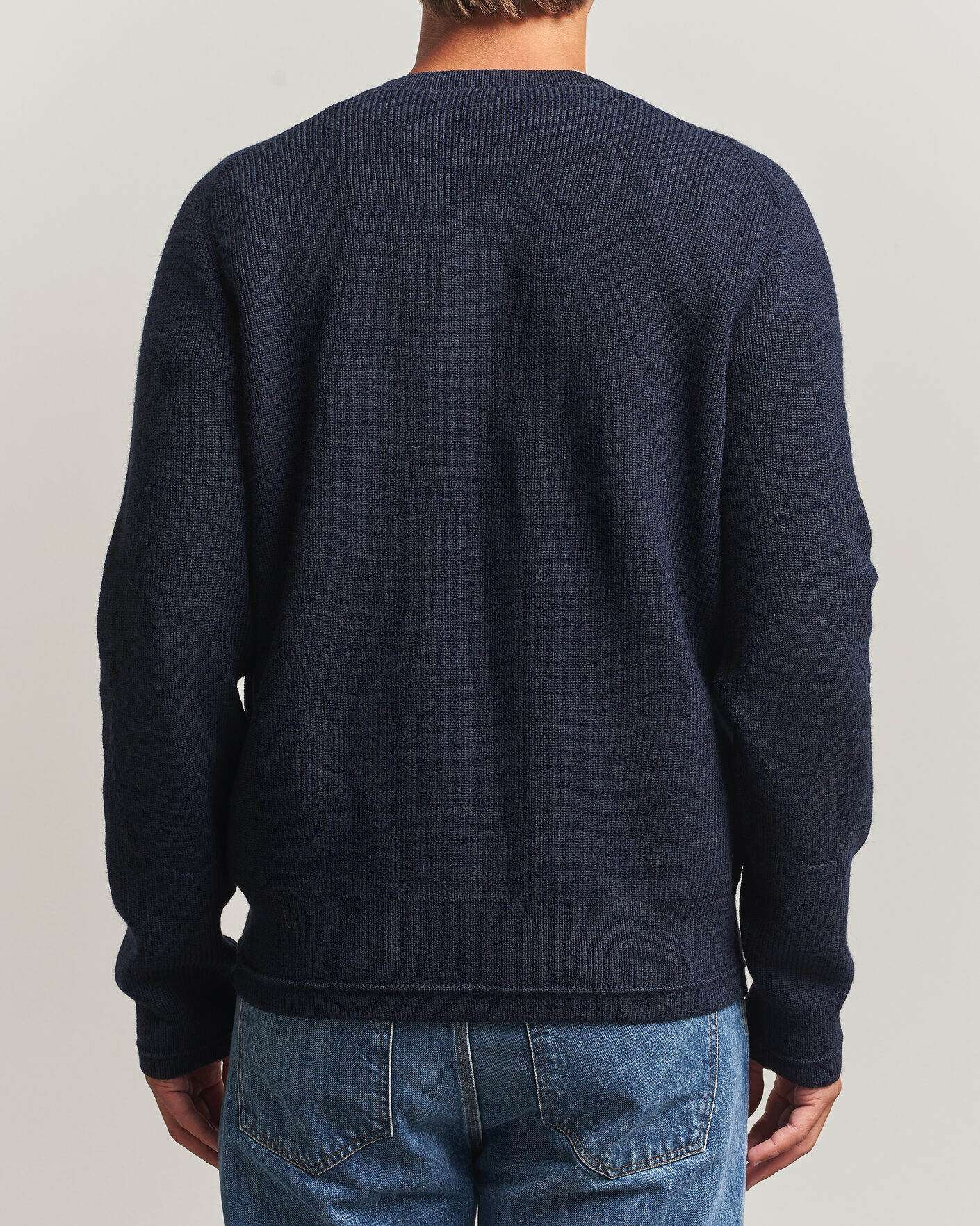 Herre | Trøjer | Tiger of Sweden | Logan Wool Knitted V-Neck Night Grape