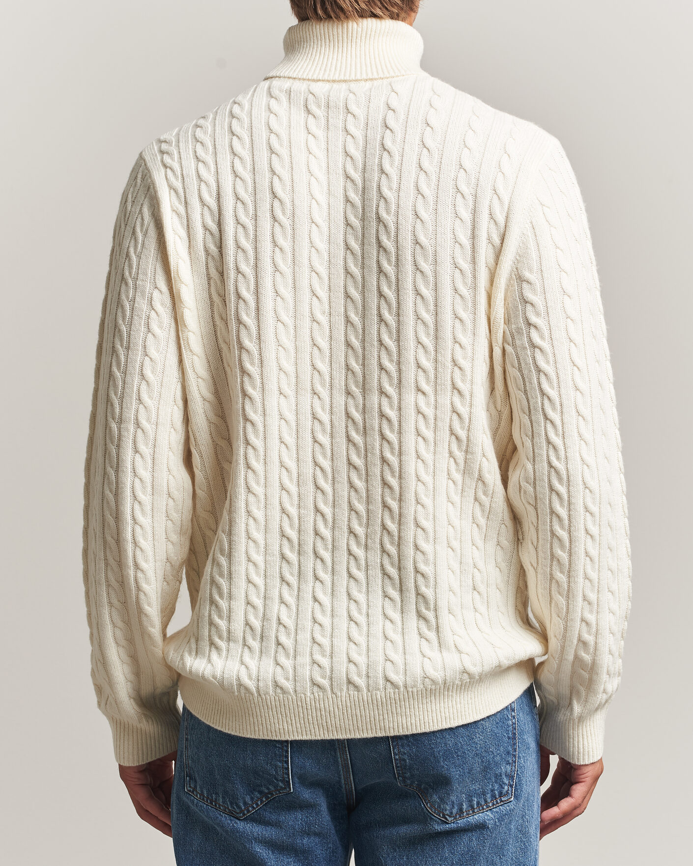 Herre | Trøjer | Tiger of Sweden | Wilde Wool/Cashmere Cable Turtleneck Porcelain Cream