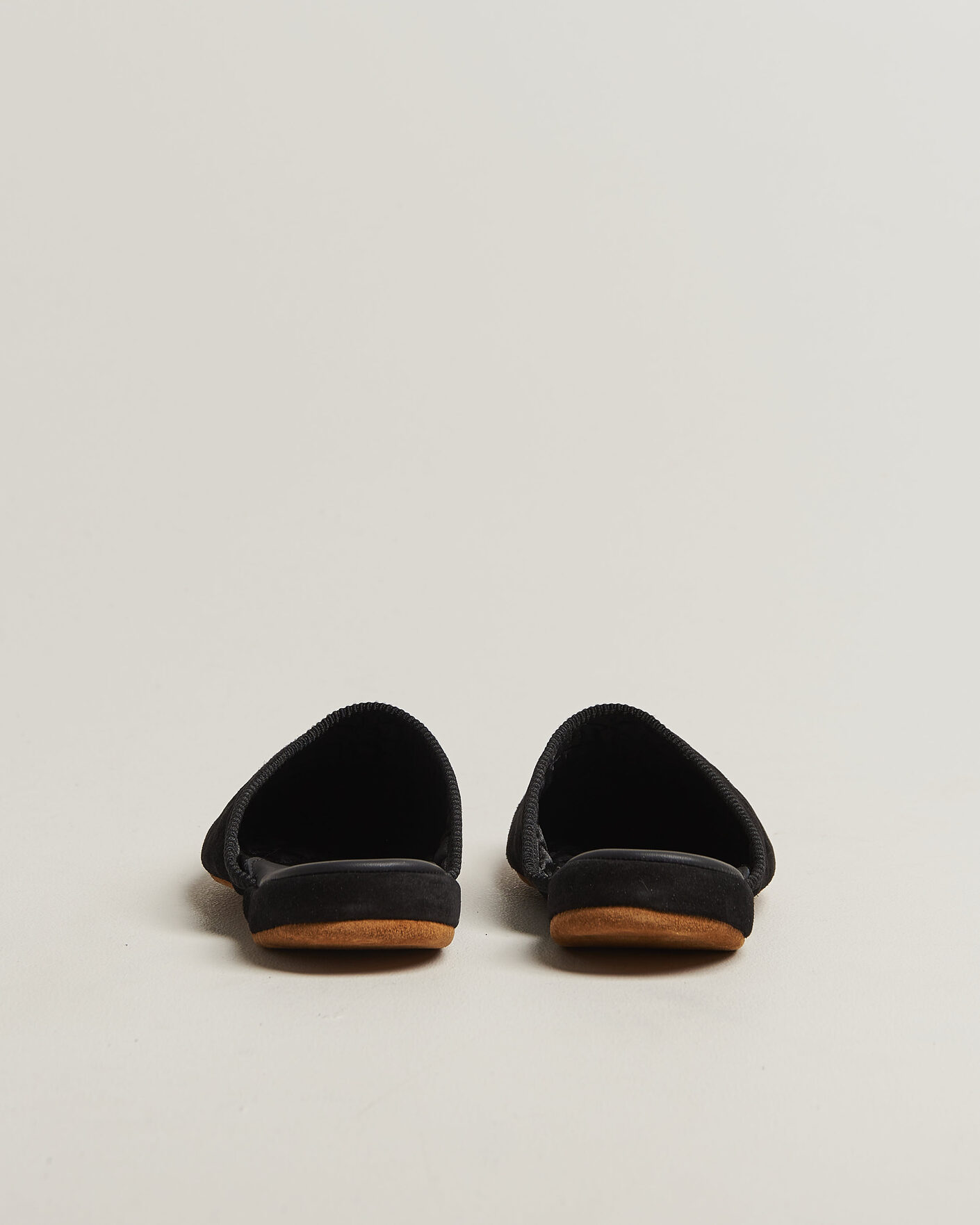 Herre | Sandaler & Hjemmesko | Bowhill & Elliott | Mule Slipper Quilt Lining Black Suede