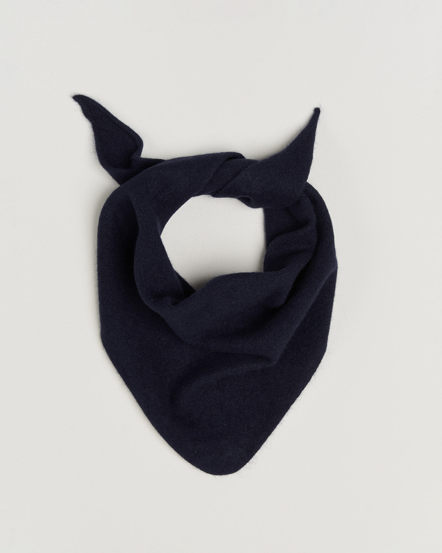 Herre | Tørklæde | Le Bonnet | Lambswool/Caregora Bandana Midnight