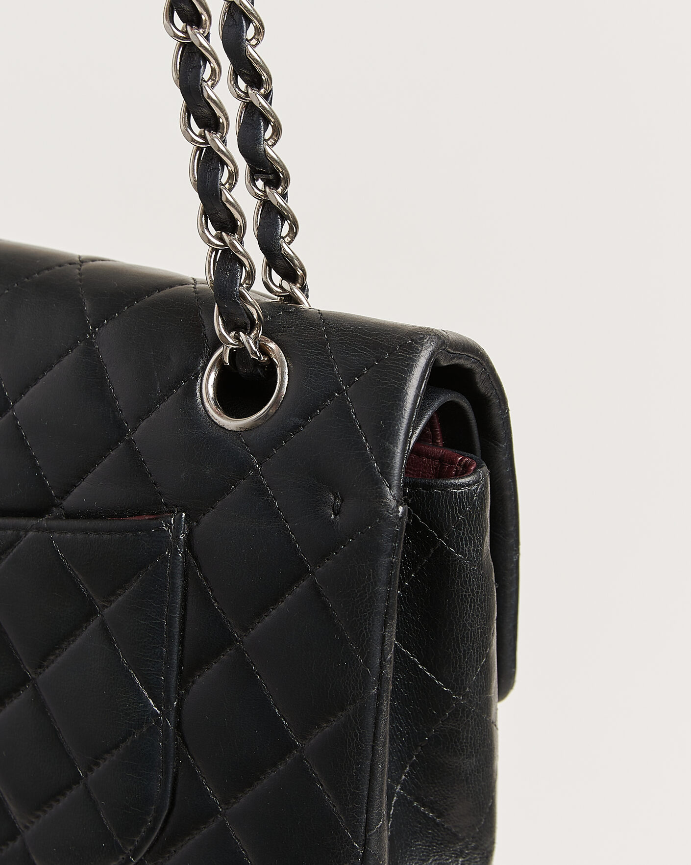 Herre | Pre-Owned & Vintage Bags | Chanel Pre-Owned | Classic Medium Double Flap Bag Lambskin Black