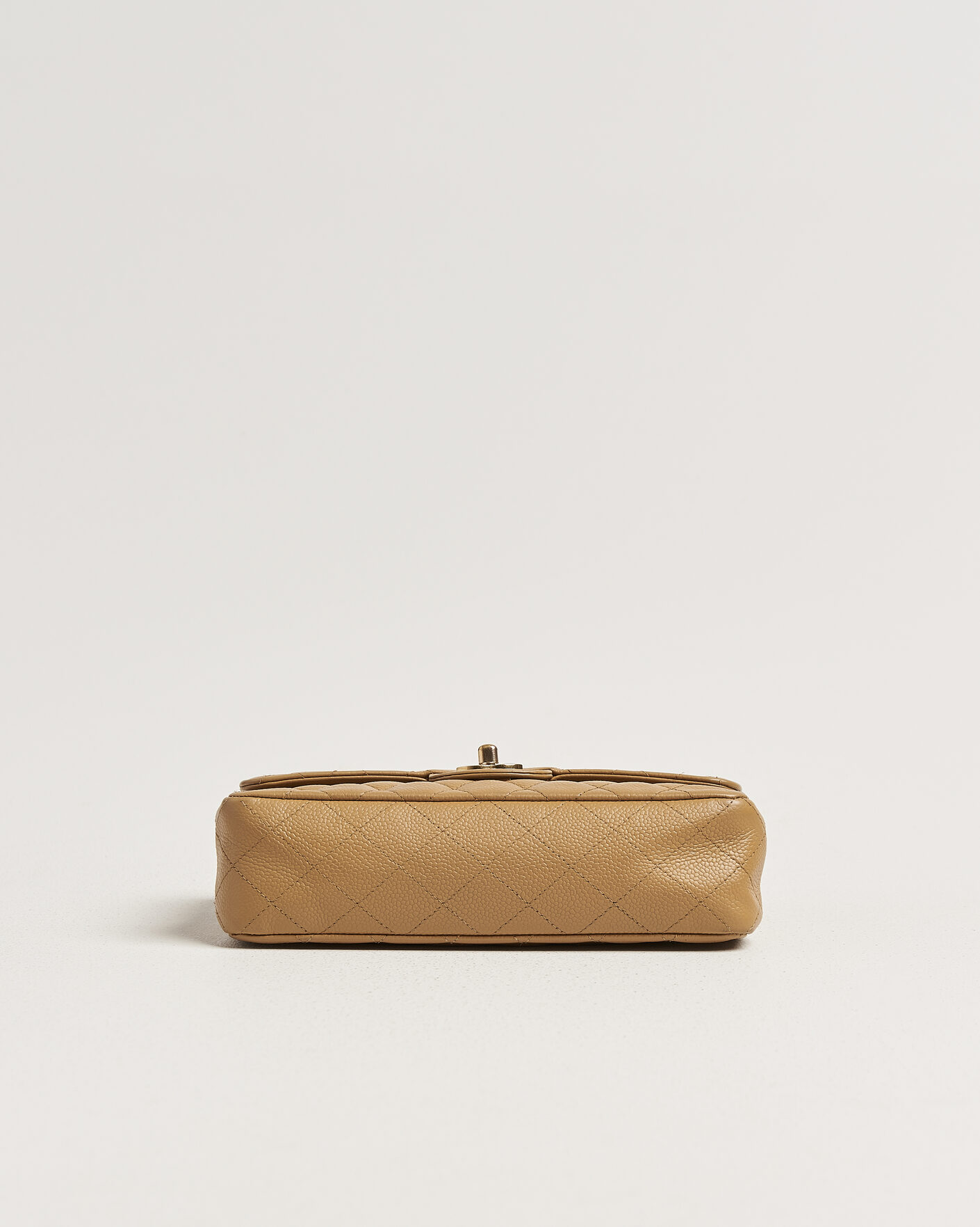 Herre | Pre-Owned & Vintage Bags | Chanel Pre-Owned | Classic Small Double Flap Bag Caviar Leather Beige