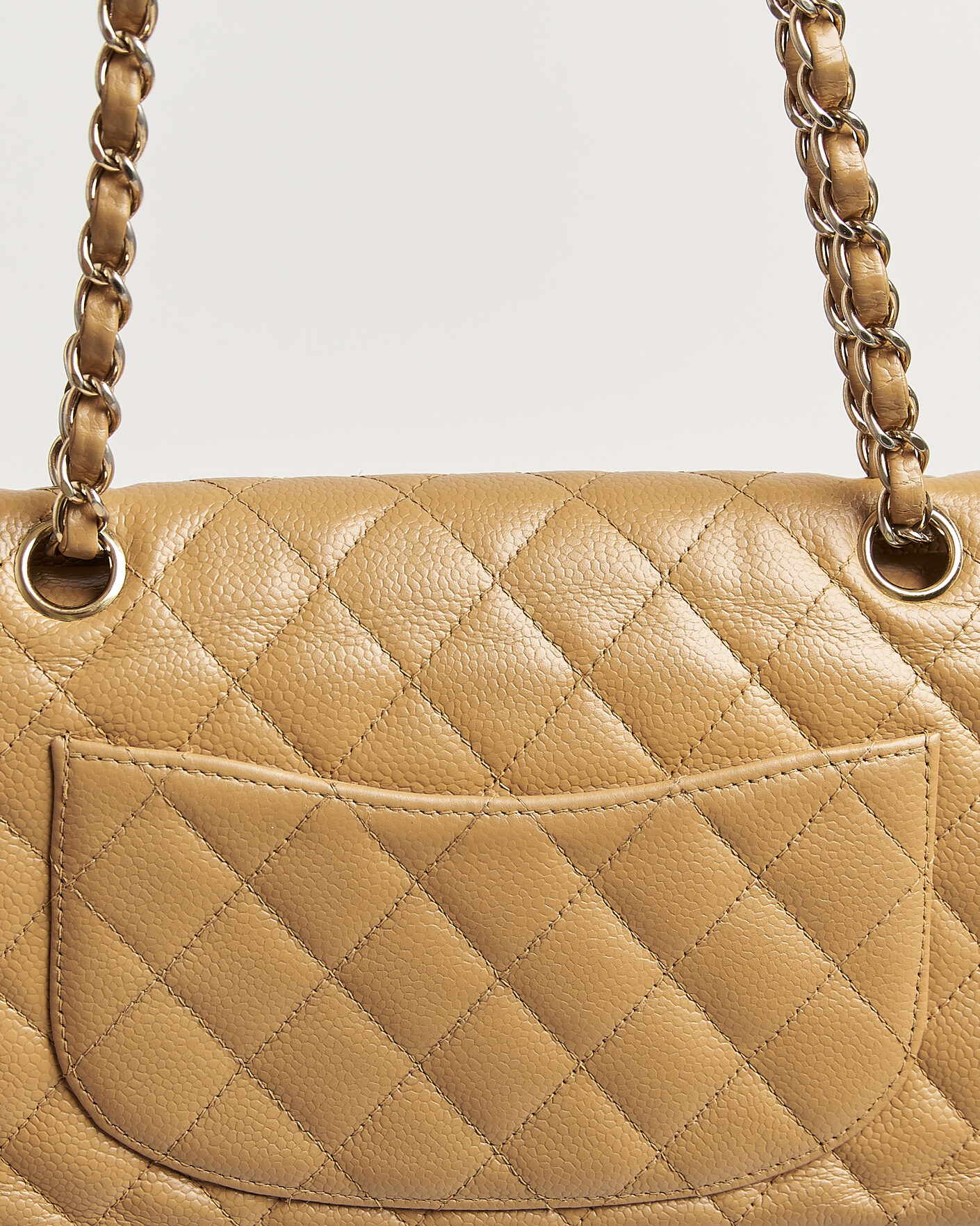 Herre | Pre-Owned & Vintage Bags | Chanel Pre-Owned | Classic Small Double Flap Bag Caviar Leather Beige