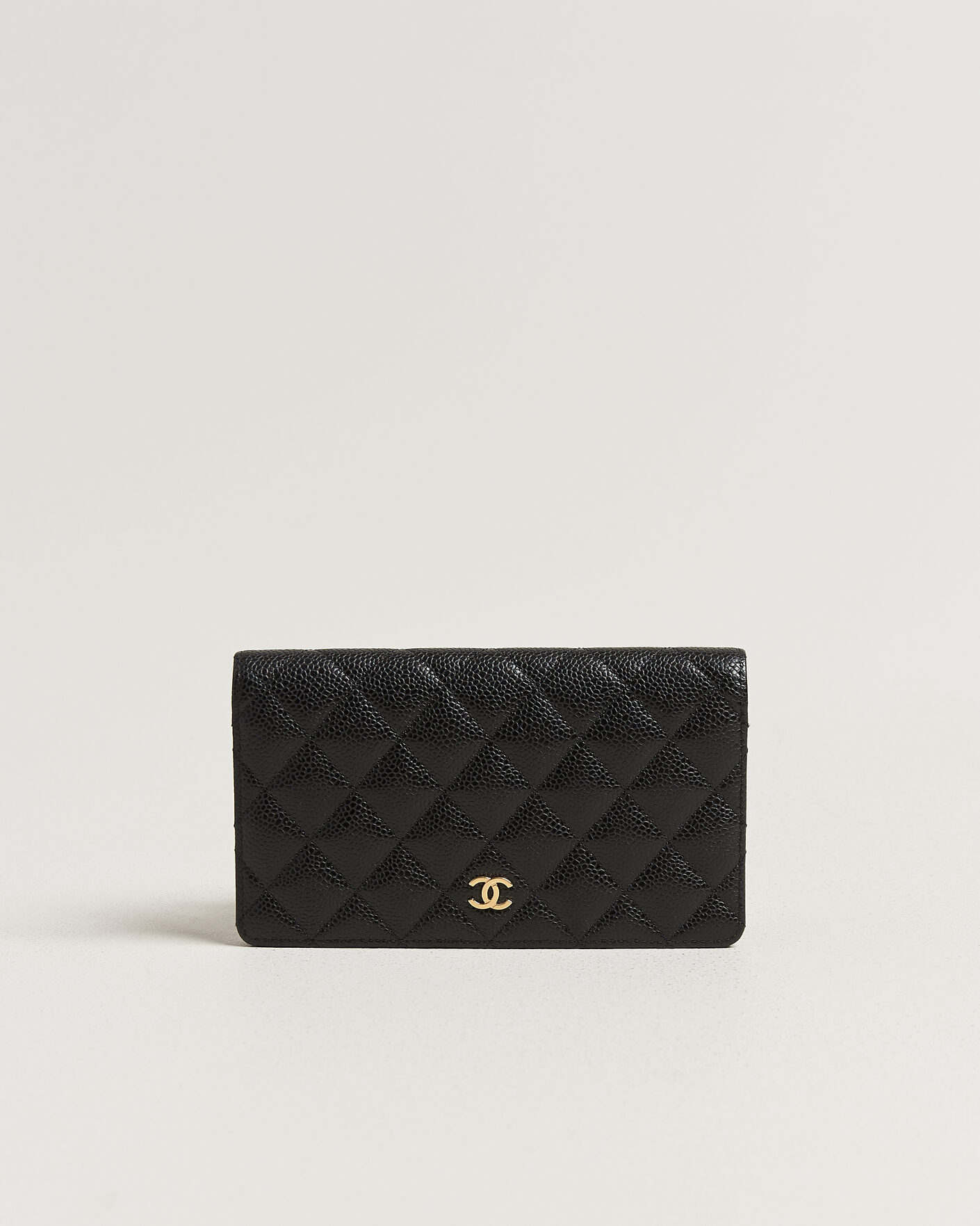 Herre | Pre-Owned & Vintage Bags | Chanel Pre-Owned | Classic Bifold Wallet Caviar Leather Black