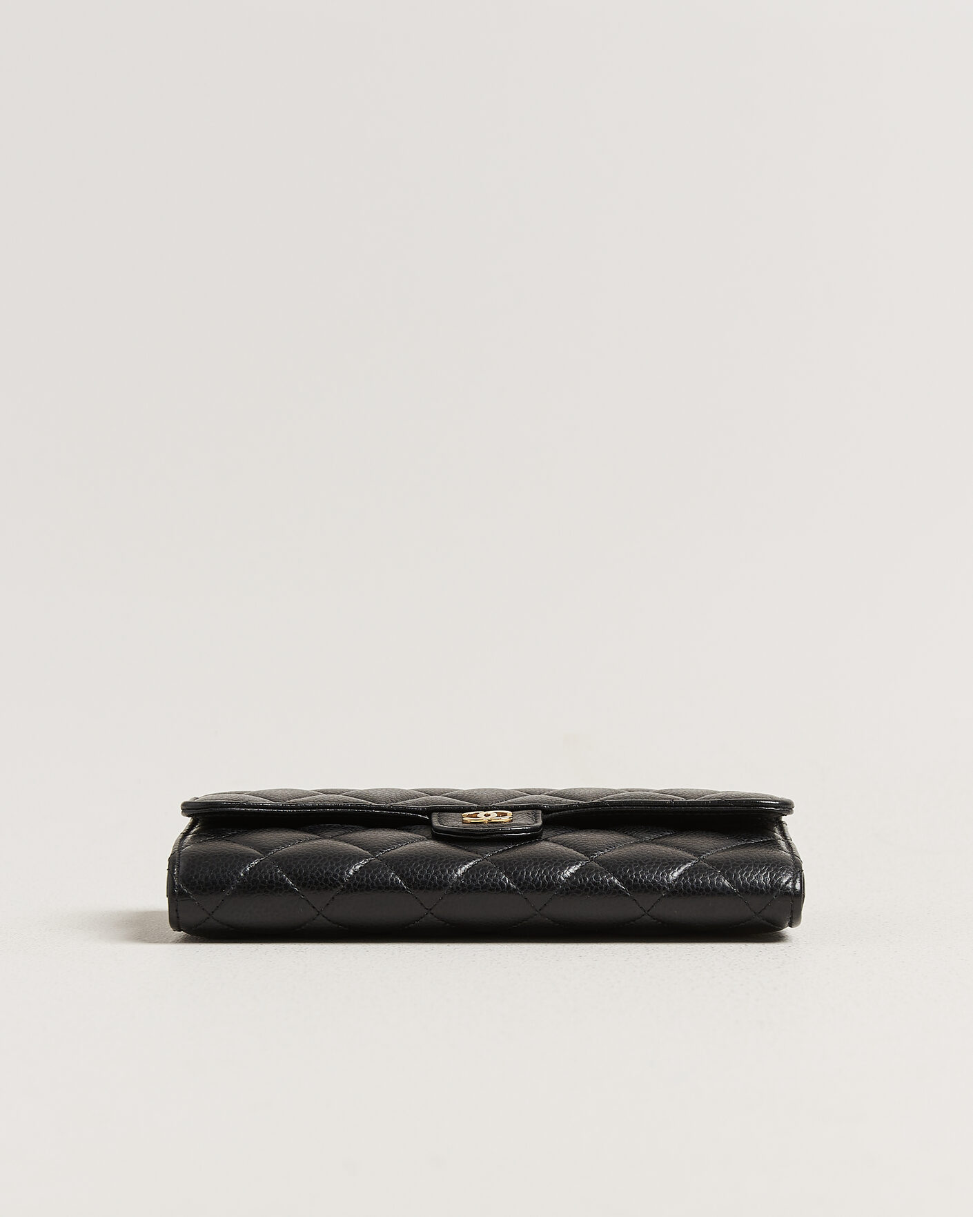 Herre | Pre-Owned & Vintage Bags | Chanel Pre-Owned | Classic Long Flap Wallet Caviar Leather Black