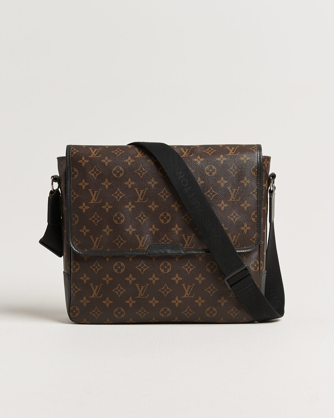 Herre | Pre-Owned & Vintage Bags | Louis Vuitton Pre-Owned | Abbesses Messenger Bag Monogram Macassar