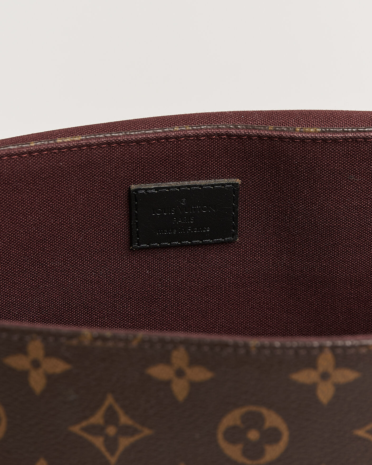 Herre | Pre-Owned & Vintage Bags | Louis Vuitton Pre-Owned | Abbesses Messenger Bag Monogram Macassar