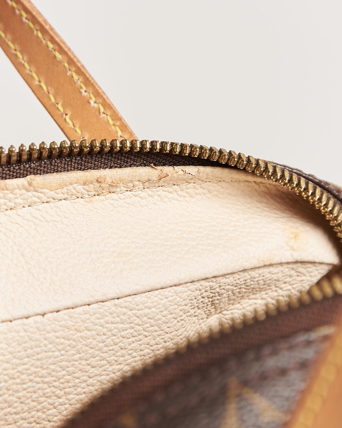 Herre | Pre-Owned & Vintage Bags | Louis Vuitton Pre-Owned | Spontini Bag Monogram