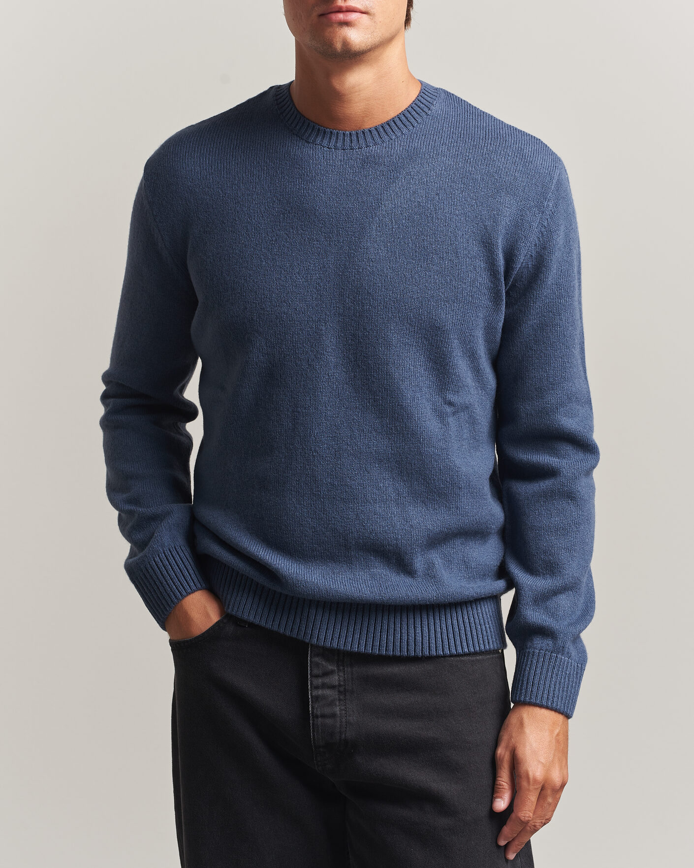 Herre | Trøjer | Colorful Standard | Classic Merino Wool Crew Neck Petrol Blue