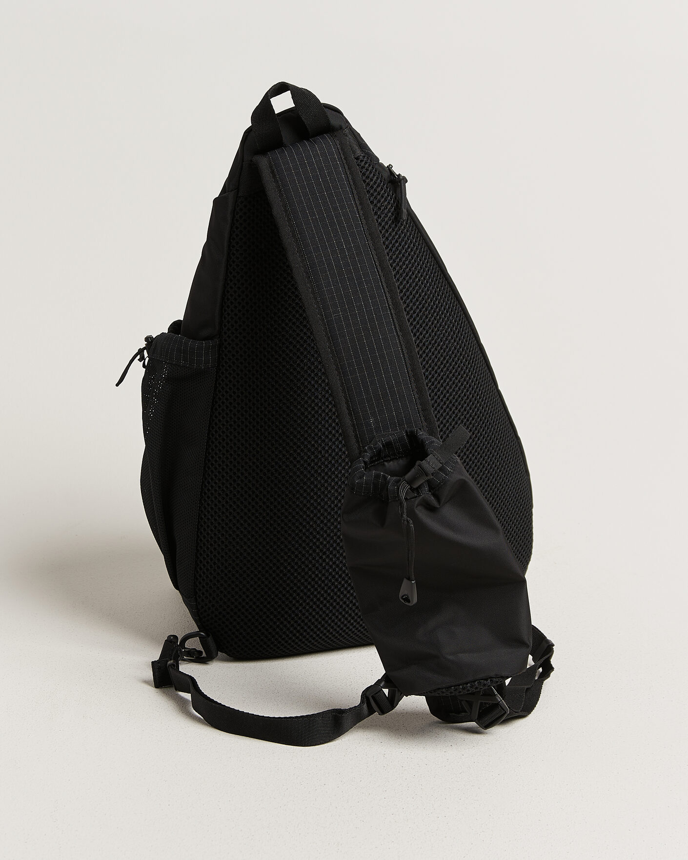 Herre | Tasker | Snow Peak | Grid Sling Bag Black
