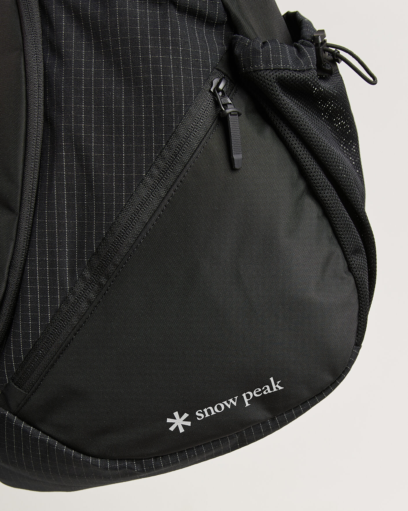 Herre | Tasker | Snow Peak | Grid Sling Bag Black