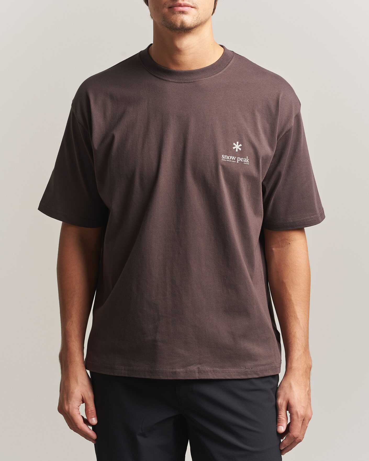 Herre | T-Shirts | Snow Peak | Soft Cotton Relaxed Logo T-Shirt Brown