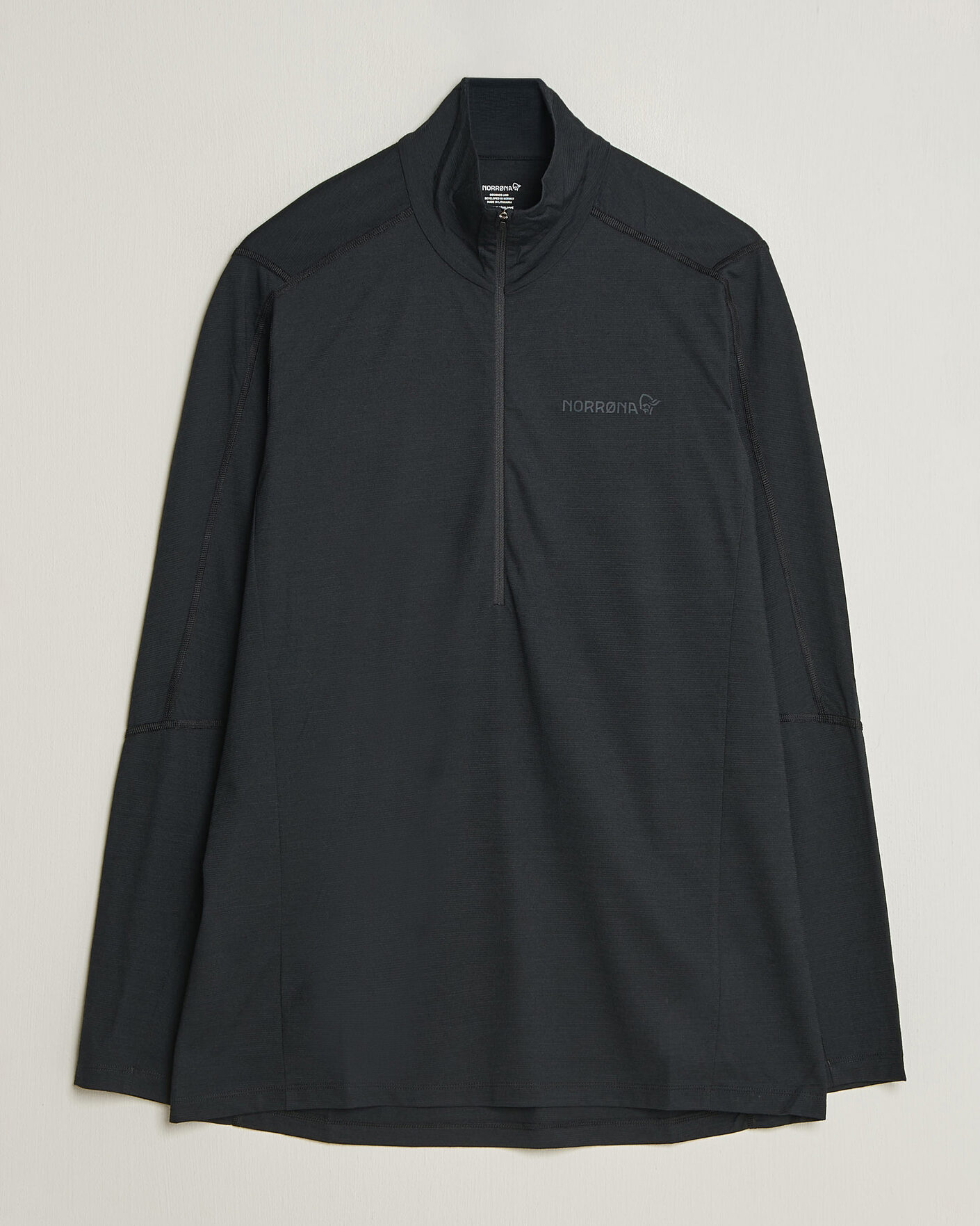 Herre | Trøjer | Norrøna | Falketind Equalizer Wool Zip Neck Caviar Black