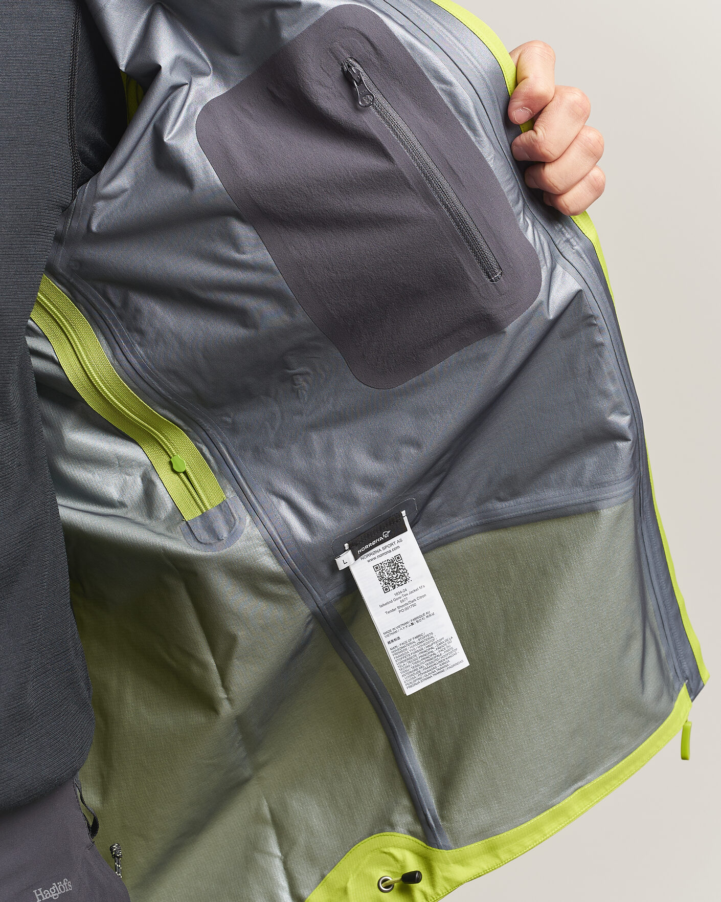 Herre | Jakker | Norrøna | Falketind GORE-TEX Jacket Tender Shoots
