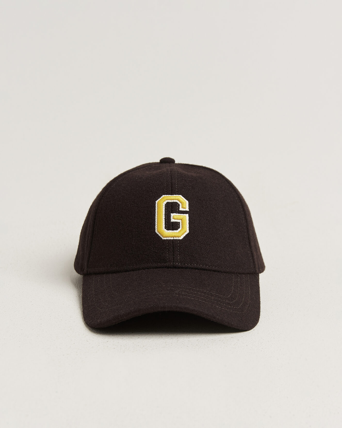 Herre | Hatte & kasketter | Gant | G Badge Wool Melton Cap Charred Wood Brown