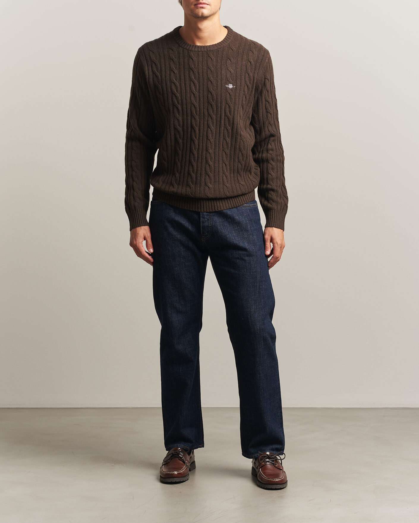 Herre | Trøjer | Gant | Lambswool Cable Crew Neck Black Brown