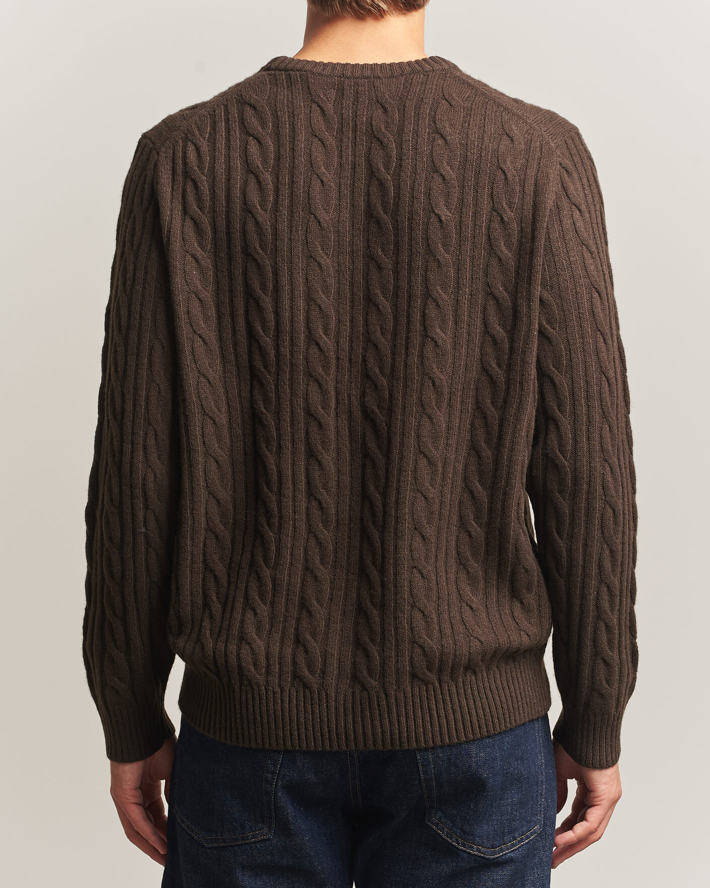 Herre | Trøjer | Gant | Lambswool Cable Crew Neck Black Brown
