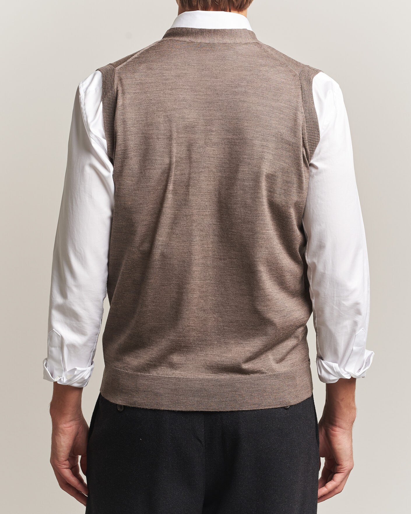 Herre | Trøjer | John Smedley | Bolton Extra Fine Merino Waistcoat Mushroom Brown