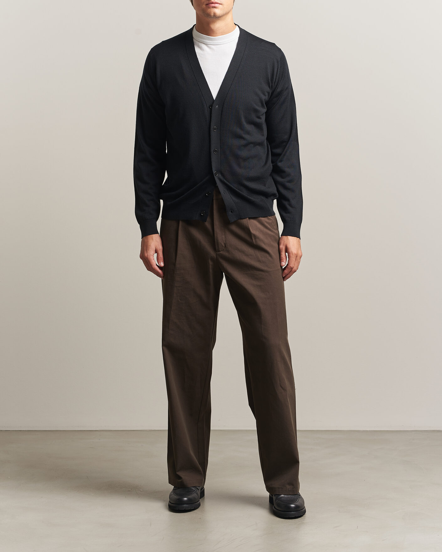 Herre | Trøjer | John Smedley | Bradrick Extra Fine Merino Cardigan Black