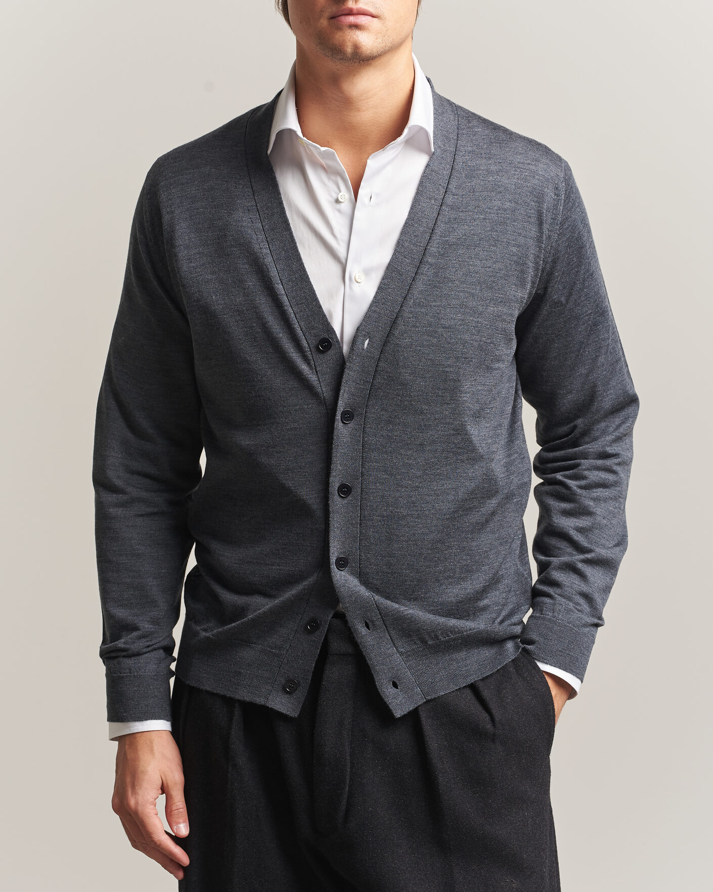 Herre | Trøjer | John Smedley | Bradrick Extra Fine Merino Cardigan Charcoal