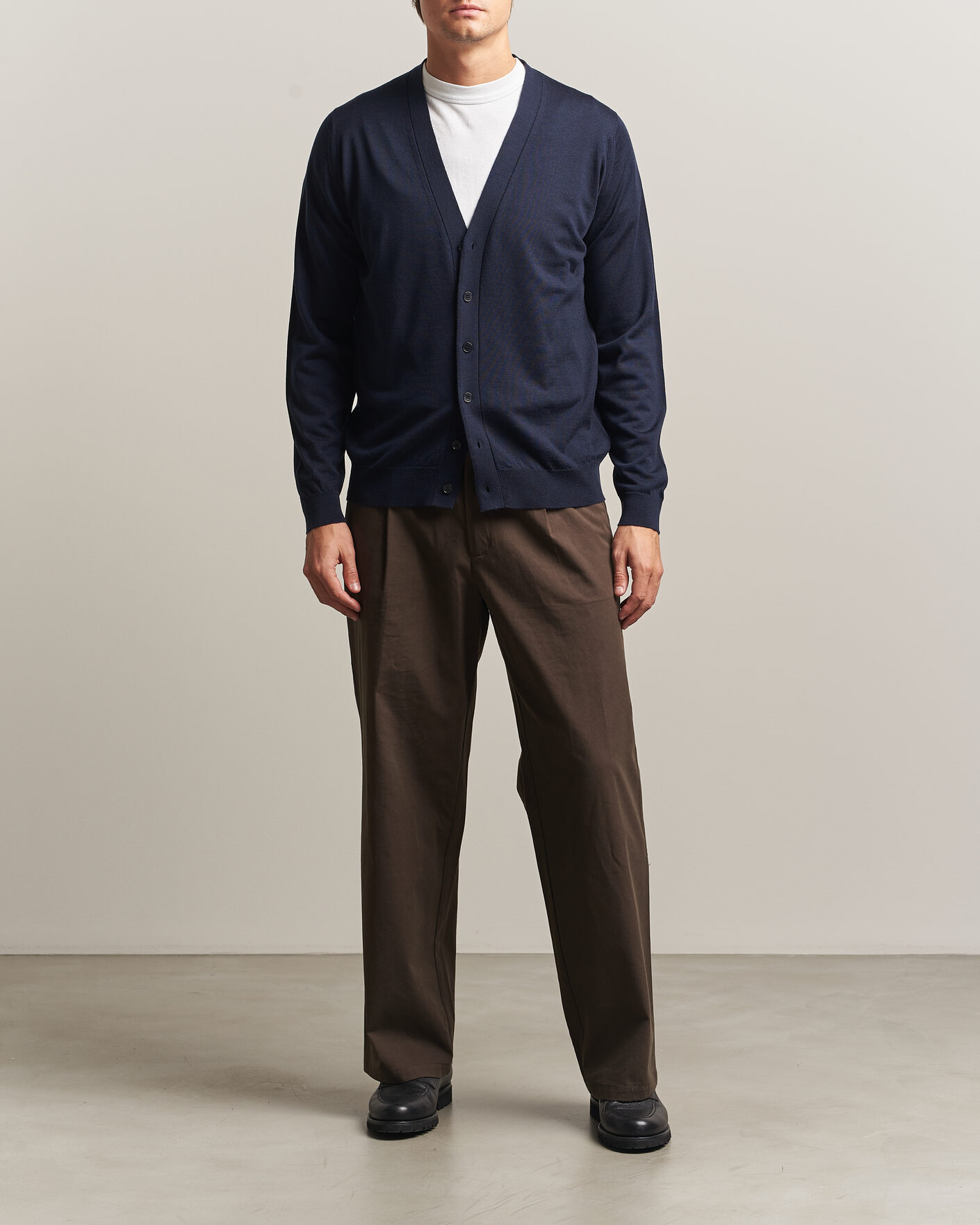 Herre | Trøjer | John Smedley | Bradrick Extra Fine Merino Cardigan Midnight