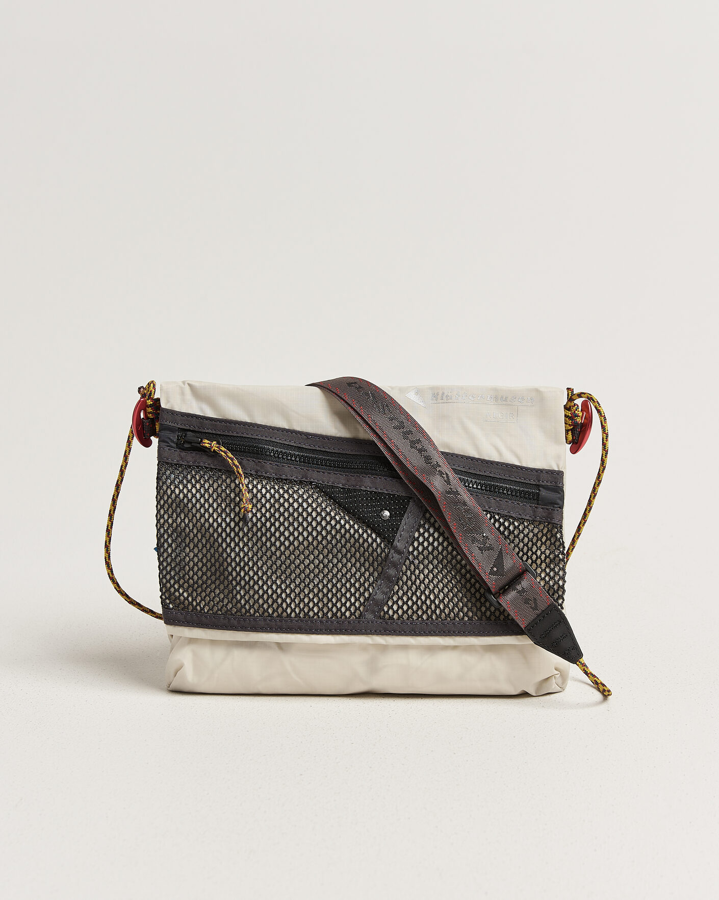 Herre | Tasker | Klättermusen | Algir Foldover Bag Putty Grey