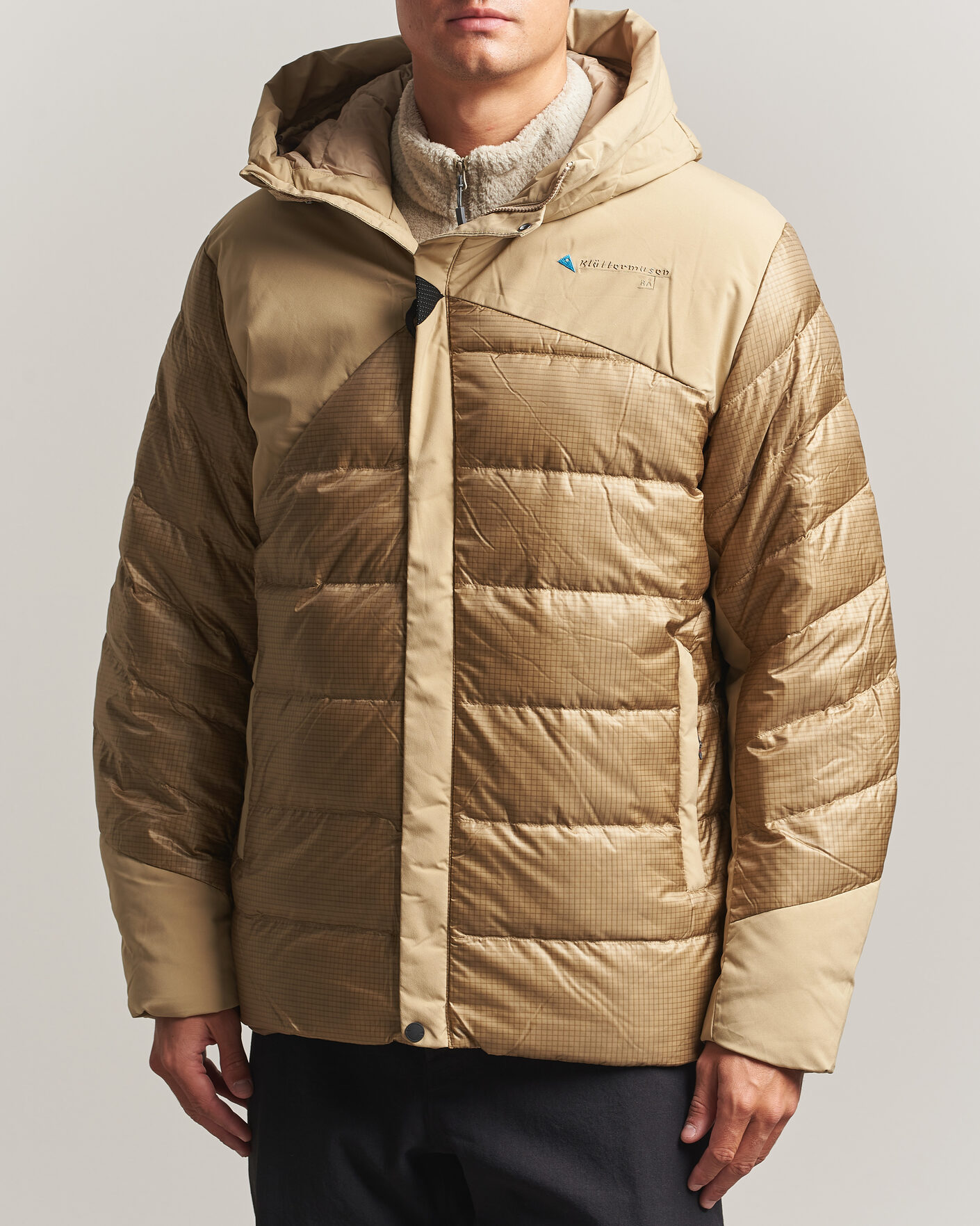 Herre | Jakker | Klättermusen | Rå Hood Jacket Warm Sand