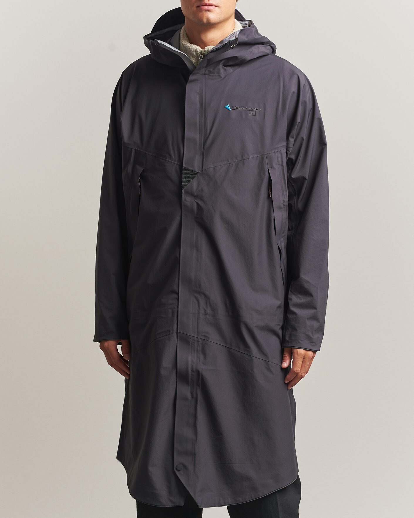Herre | Jakker | Klättermusen | Syr Hood Parka Raven