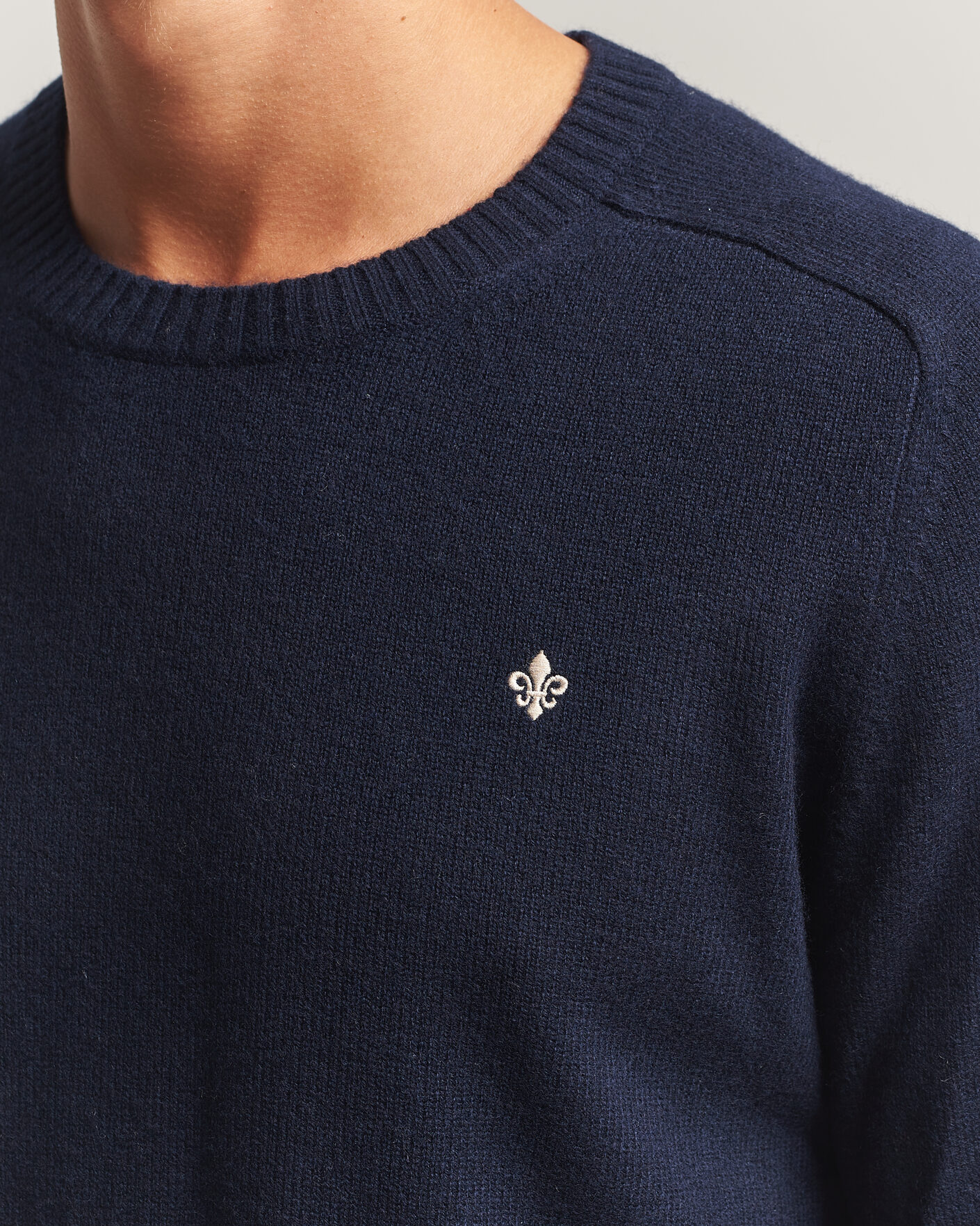 Herre | Trøjer | Morris | Hertford Lambswool Crew Neck Navy