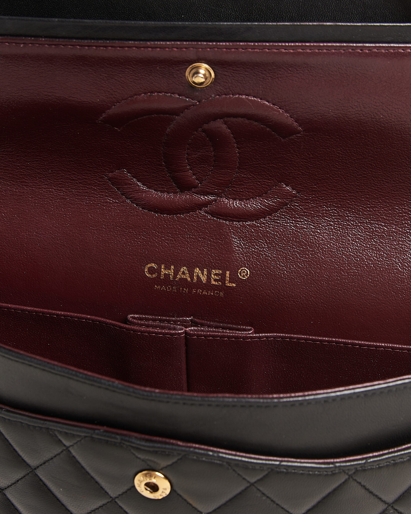 Herre | Pre-Owned & Vintage Bags | Chanel Pre-Owned | Classic Medium Double Flap Bag Lambskin Black