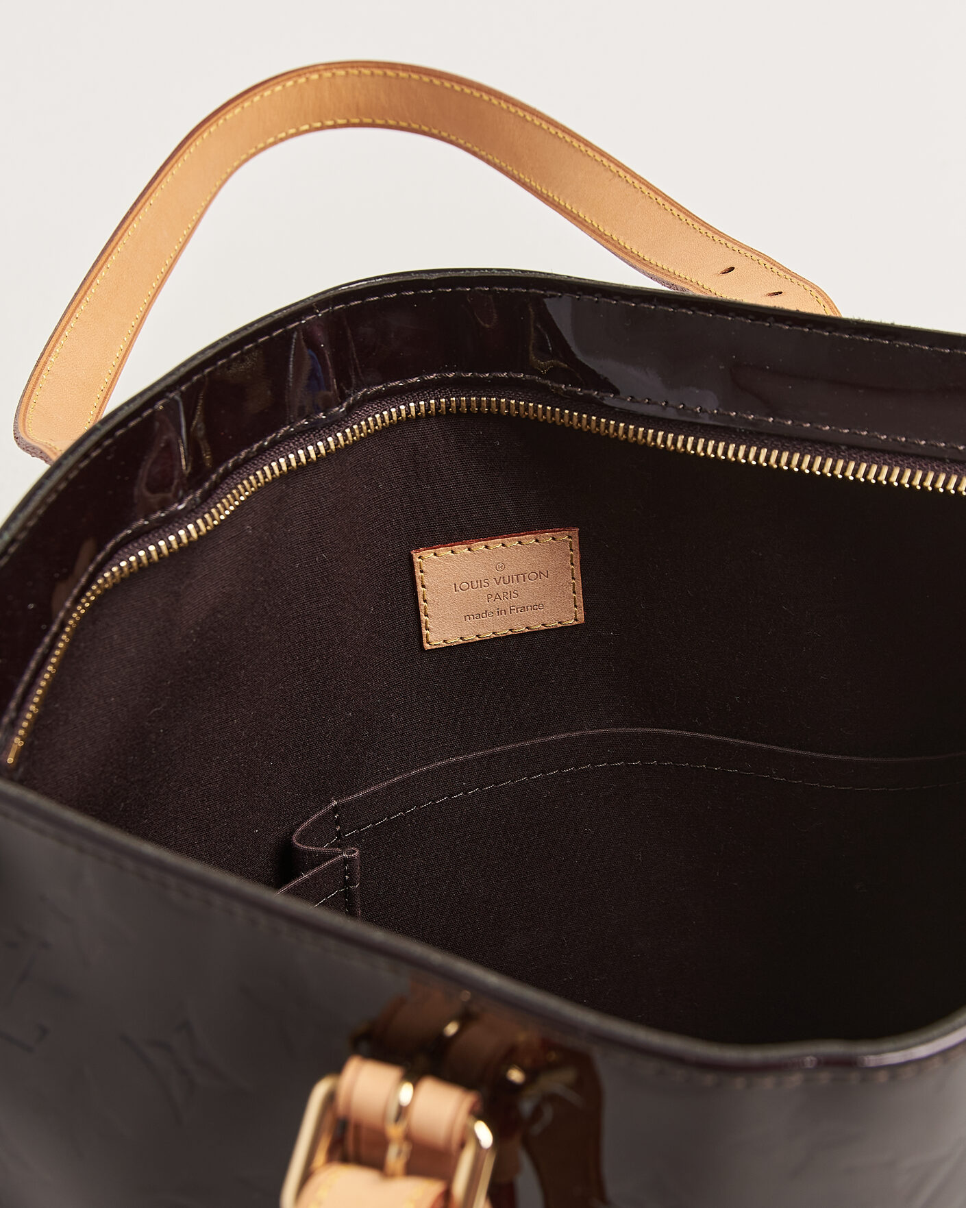 Herre | Pre-Owned & Vintage Bags | Louis Vuitton Pre-Owned | Brentwood Tote Bag Vernis Leather Burgundy