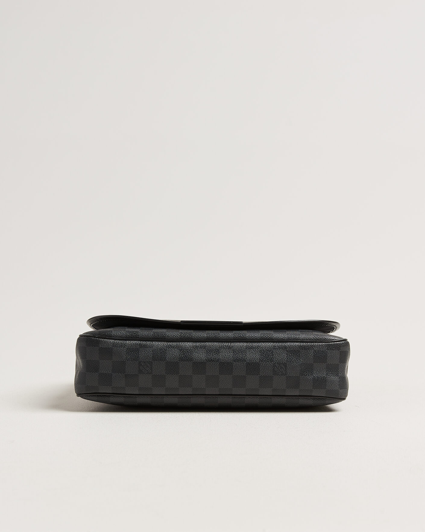 Herre | Pre-Owned & Vintage Bags | Louis Vuitton Pre-Owned | Daniel MM Shoulder Bag Damier Graphite