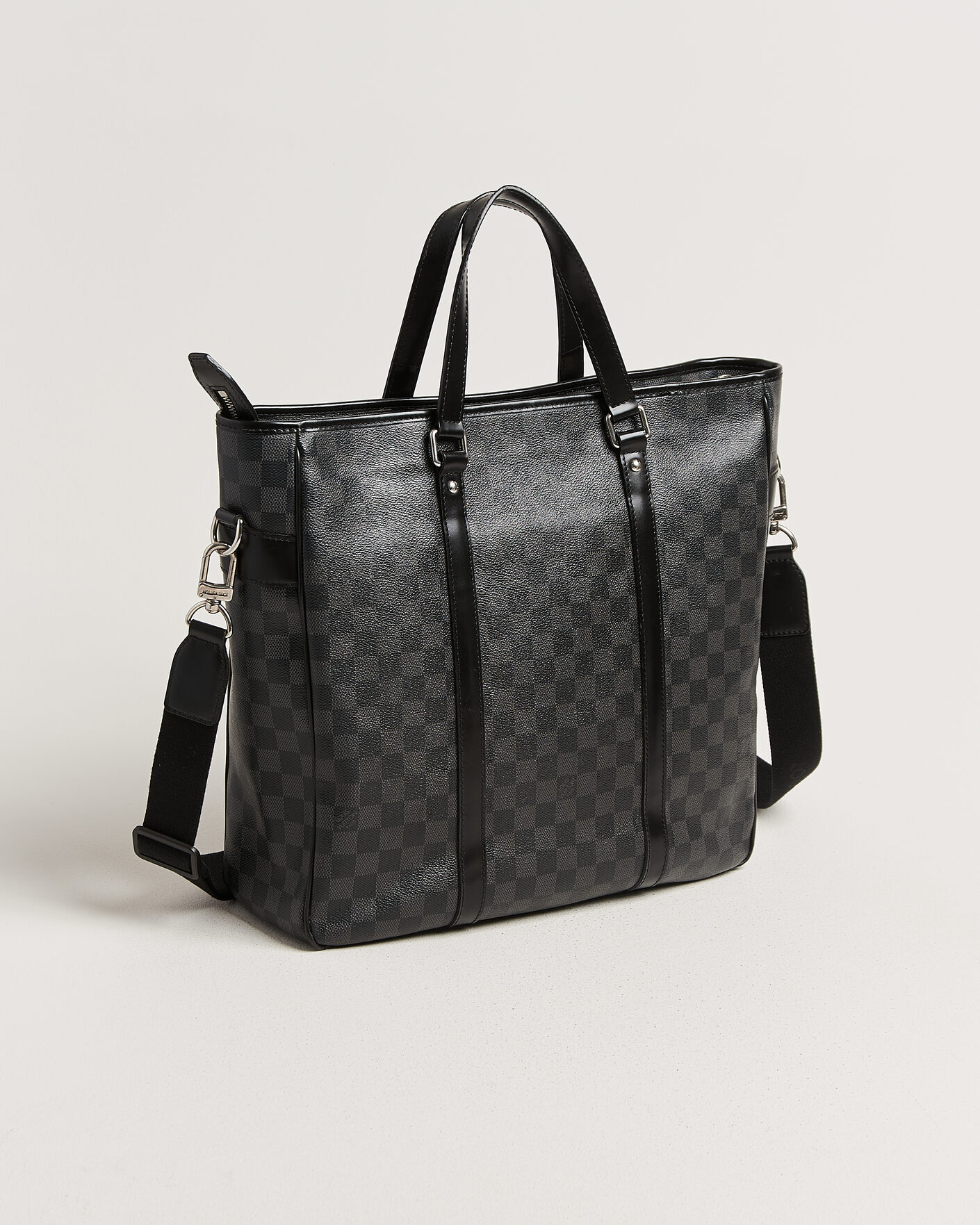 Herre | Pre-Owned & Vintage Bags | Louis Vuitton Pre-Owned | Tadao Tote Bag Damier Graphite