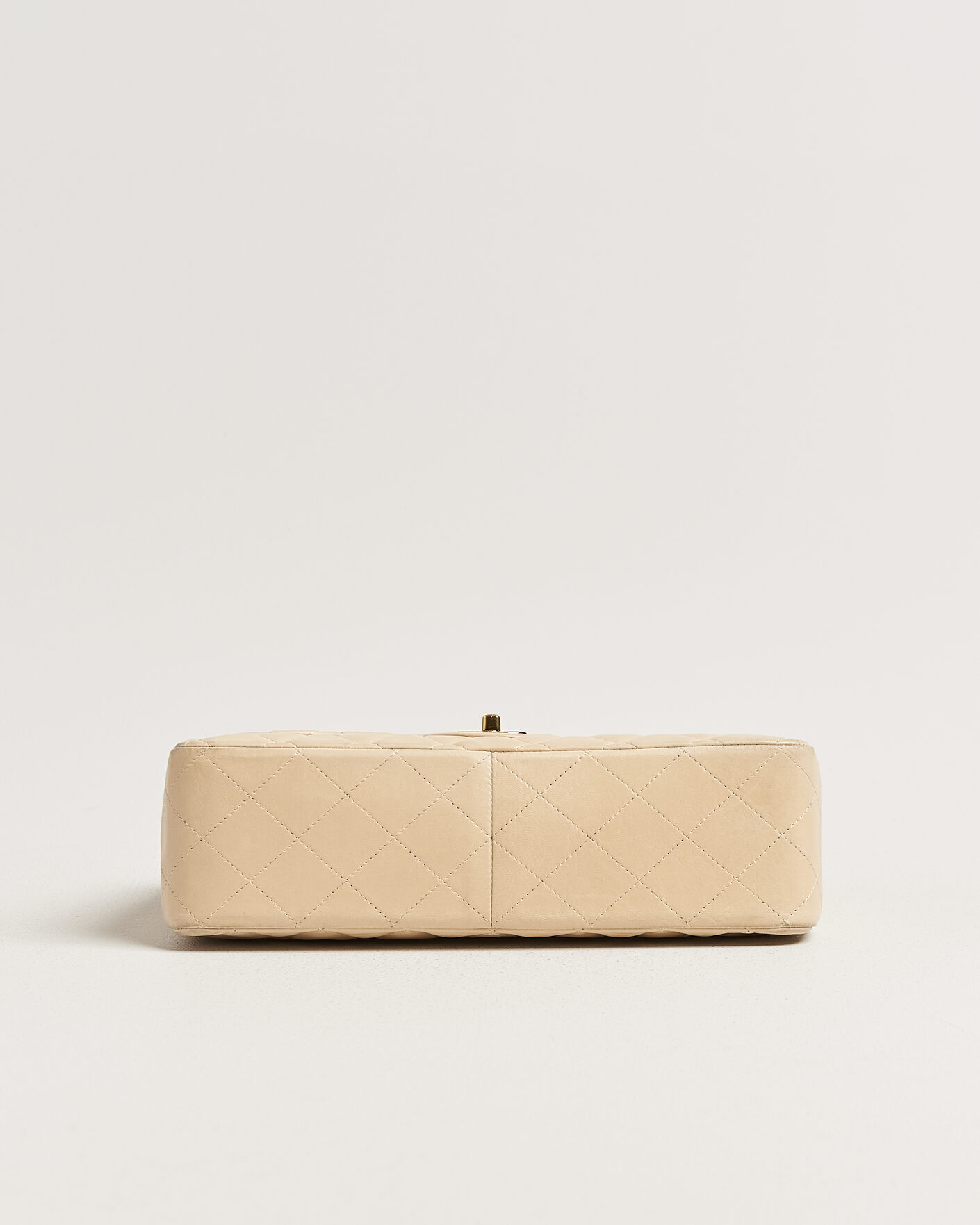 Herre | Pre-Owned & Vintage Bags | Chanel Pre-Owned | Classic Jumbo Single Flap Bag Lambskin Beige
