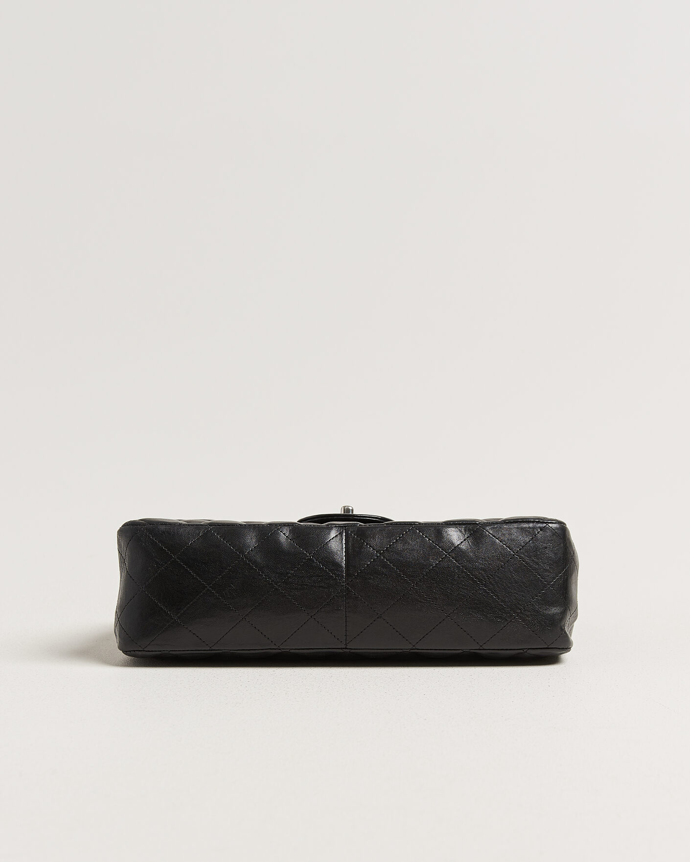 Herre | Chanel Pre-Owned Classic Jumbo Single Flap Bag Lambskin Black | Chanel Pre-Owned | Classic Jumbo Single Flap Bag Lambskin Black