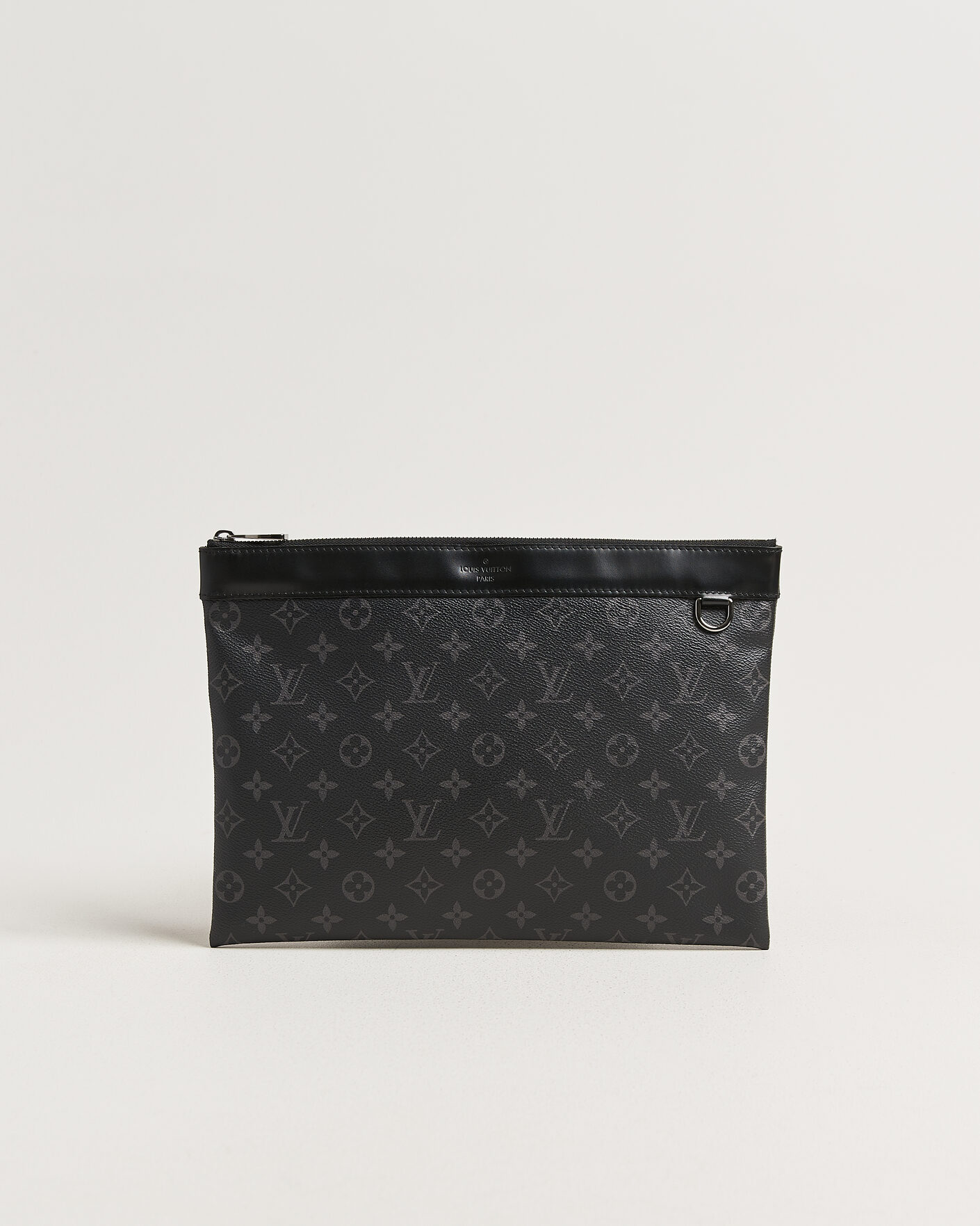 Herre | Pre-Owned & Vintage Bags | Louis Vuitton Pre-Owned | Discovery Pochette Monogram Eclipse