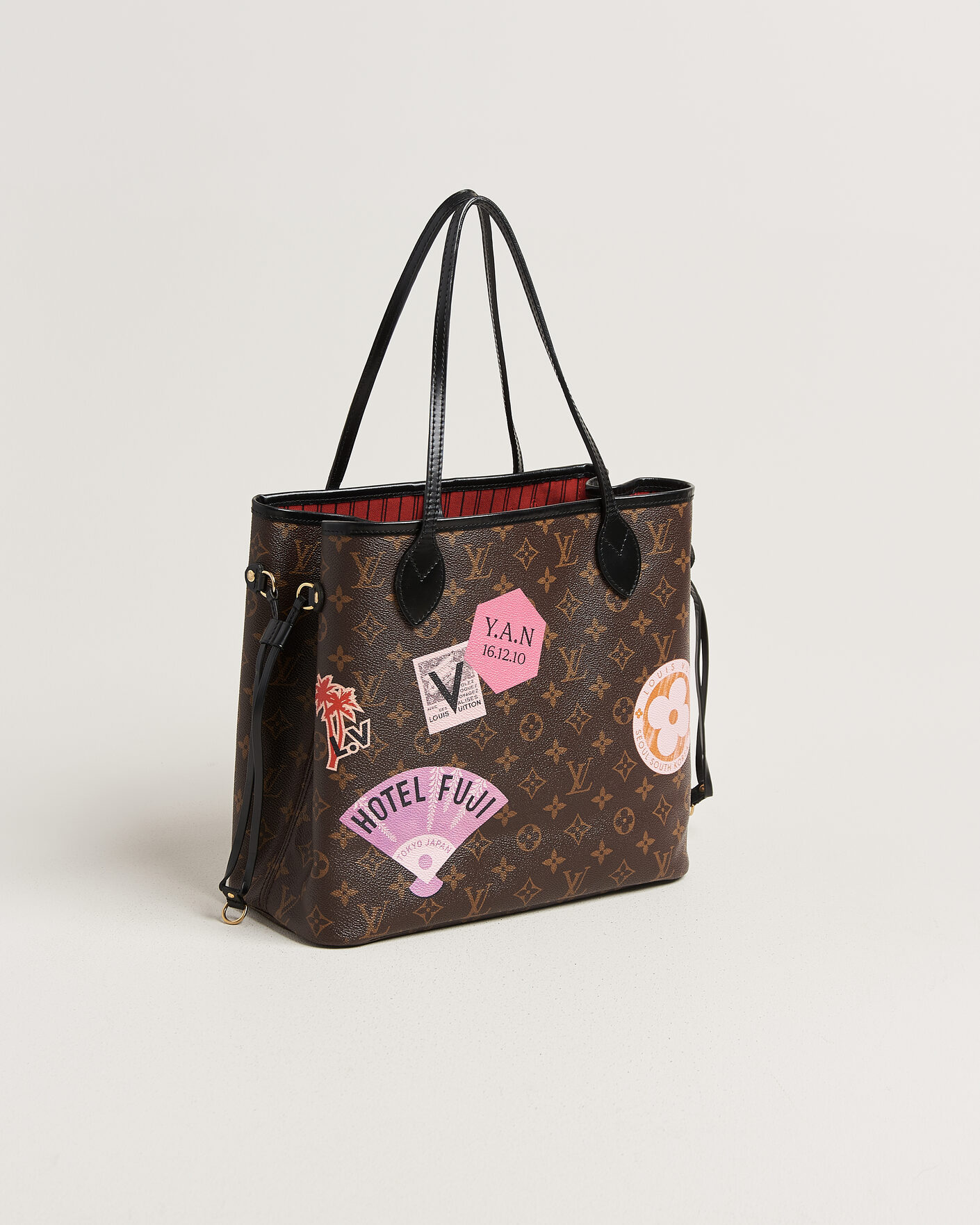 Herre | Pre-Owned & Vintage Bags | Louis Vuitton Pre-Owned | Neverfull MM World Tour Japan Monogram