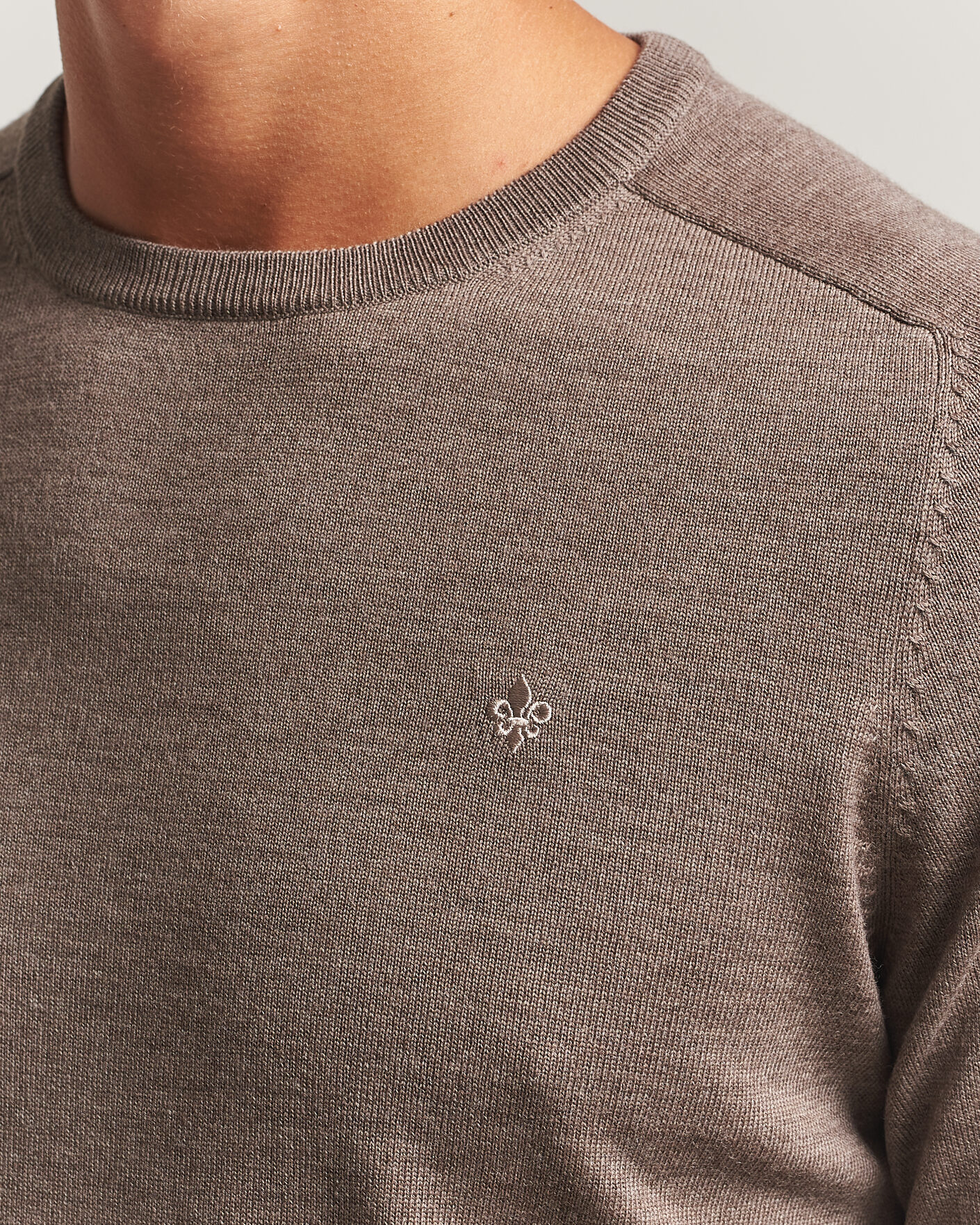 Herre | Trøjer | Morris | Merino O-Neck Brown