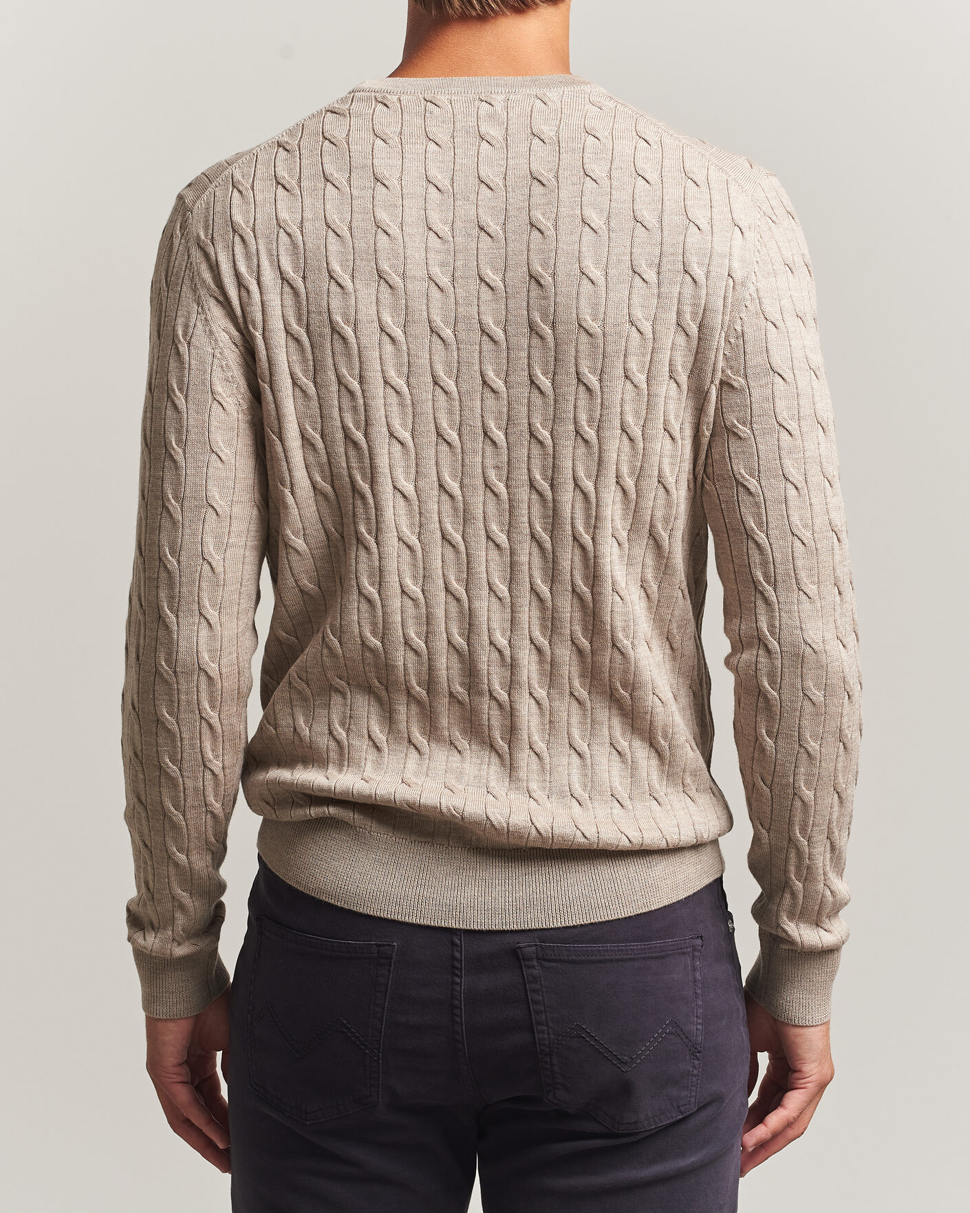 Herre | Trøjer | Morris | Merino Cable O-Neck Khaki