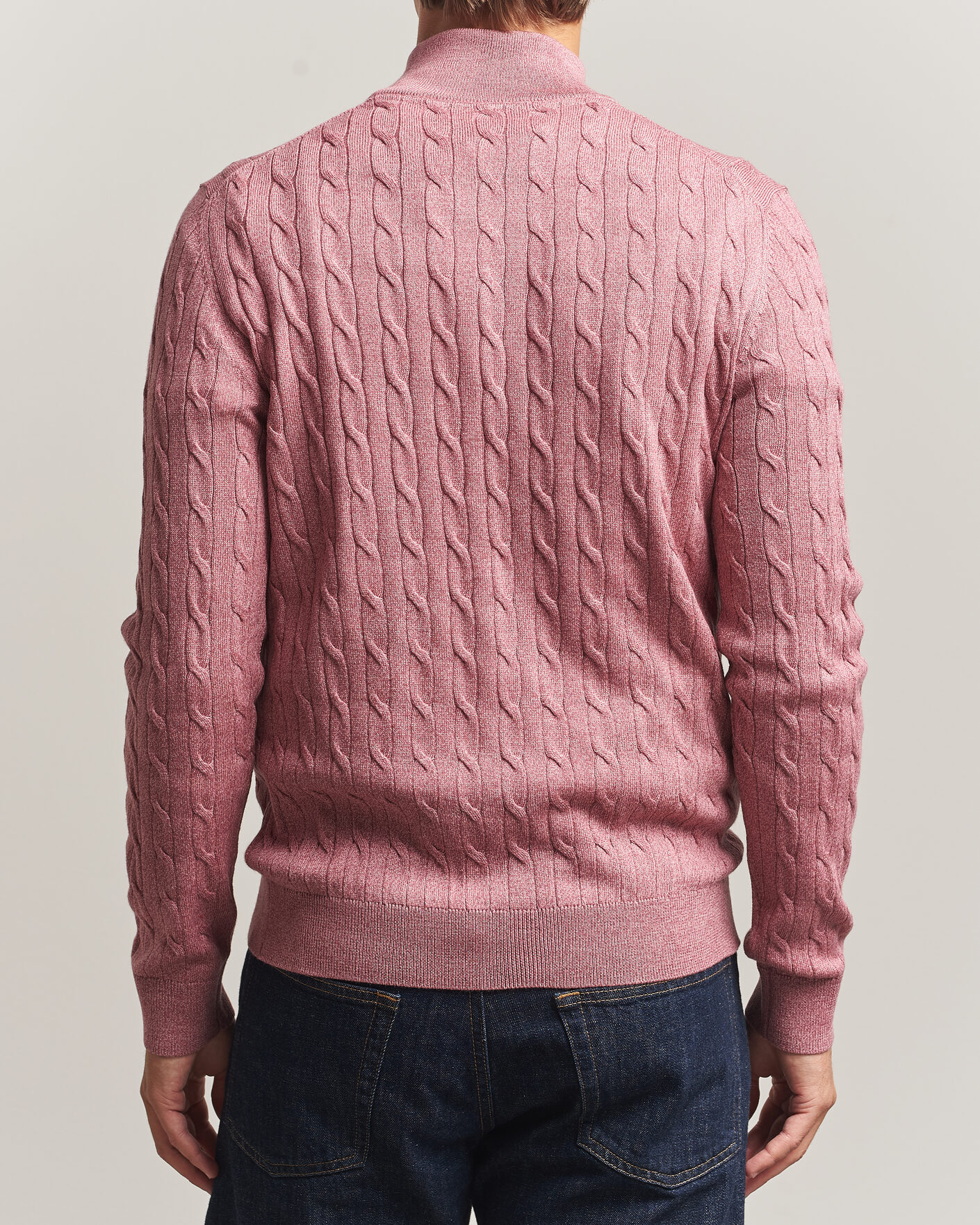 Herre | Trøjer | Morris | Merino Cable Half Zip Cerise
