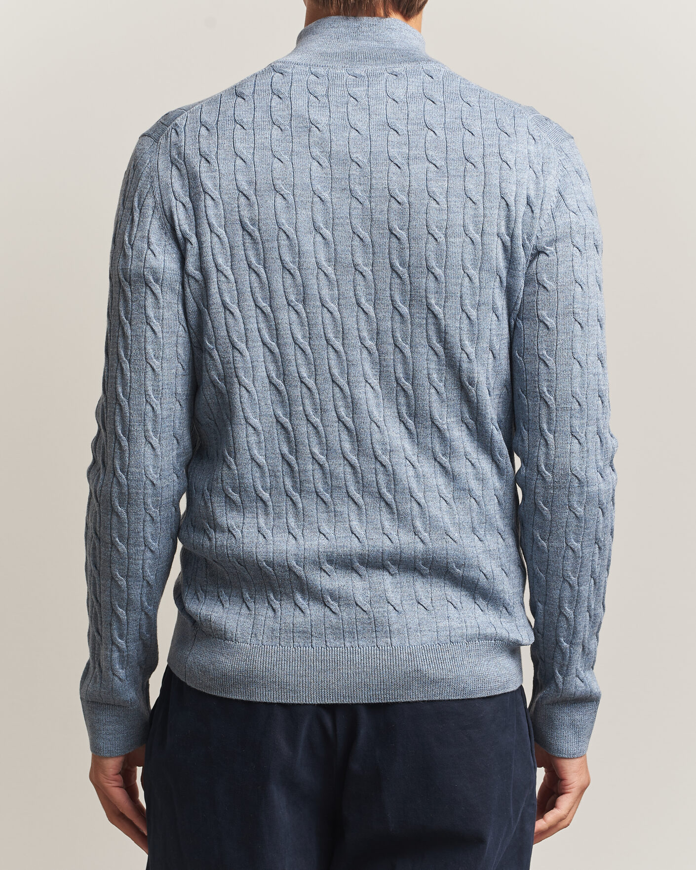 Herre | Trøjer | Morris | Merino Cable Half Zip Light Blue