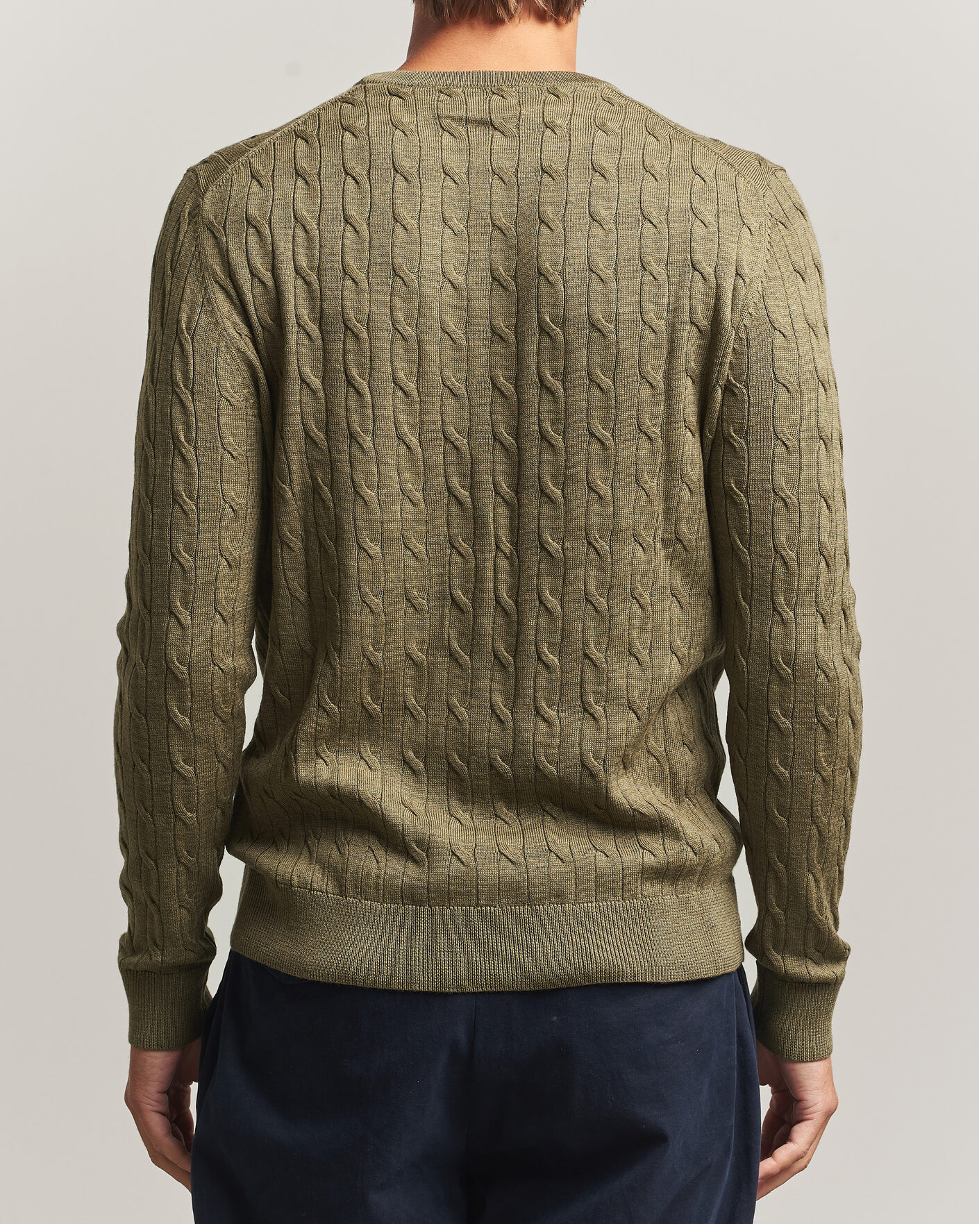 Herre | Trøjer | Morris | Merino Cable O-Neck Olive